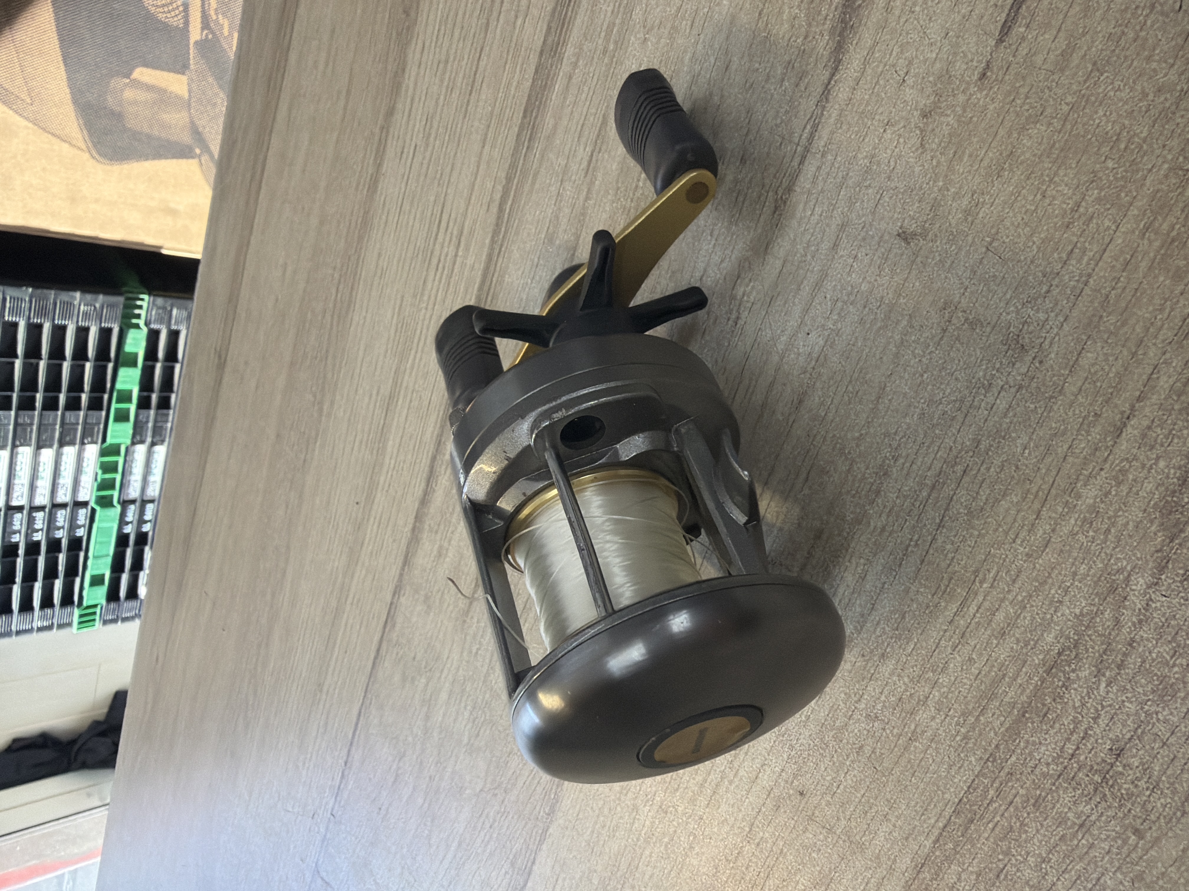 Moulinet casting Shimano Corvalus