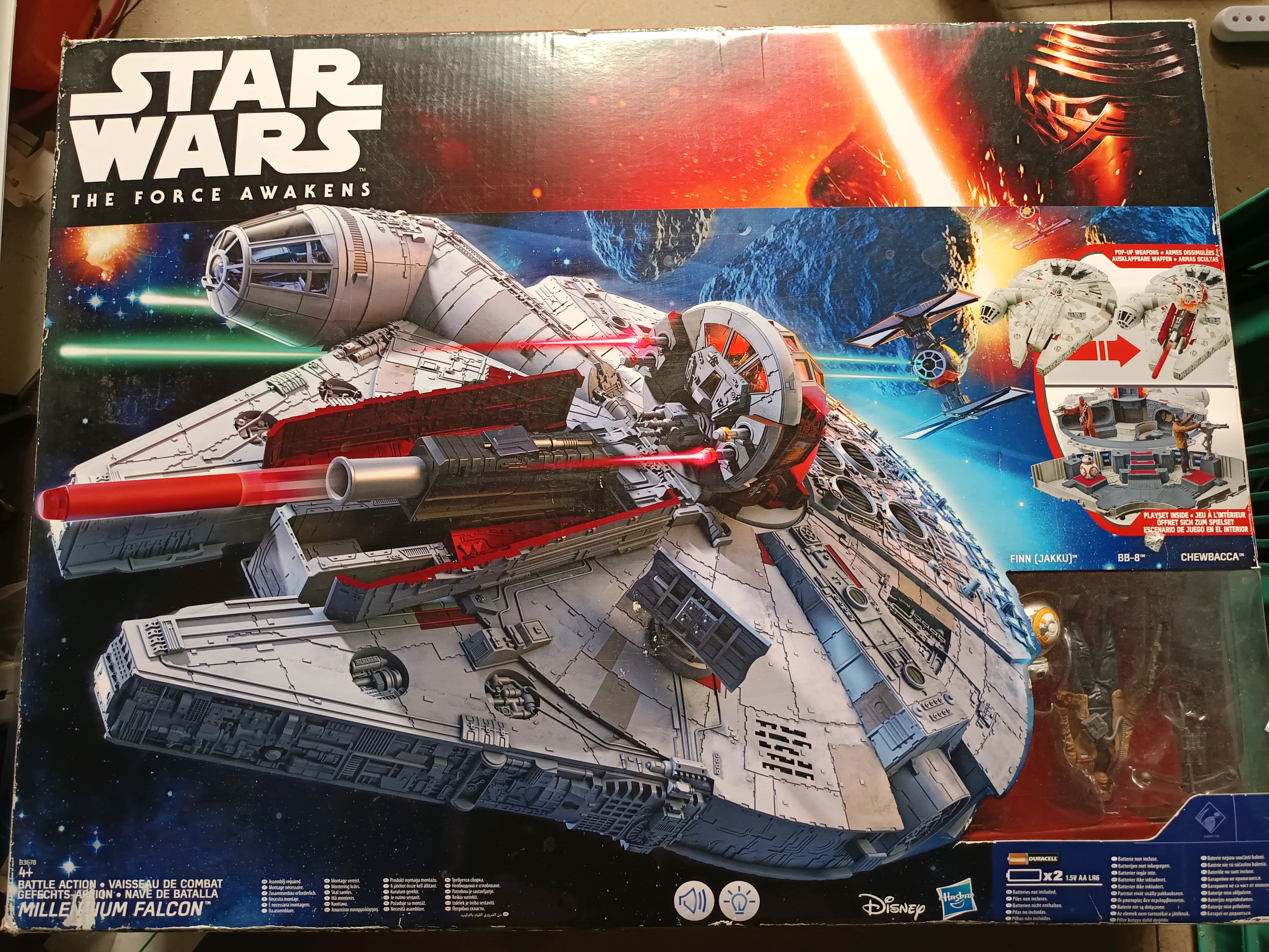 Hasbro Star Wars The Force Awakens Millennium Falcon
