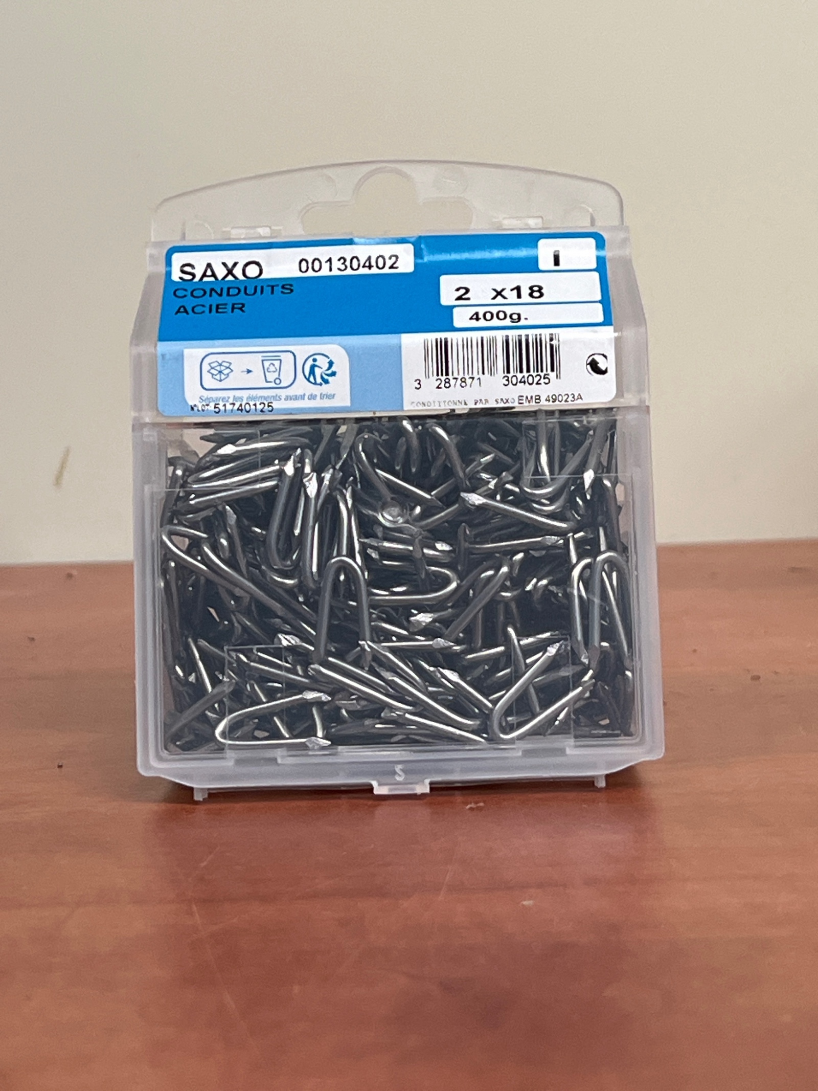 Saxo fixations pour conduits acier 2 x 18 – boîte 400 g