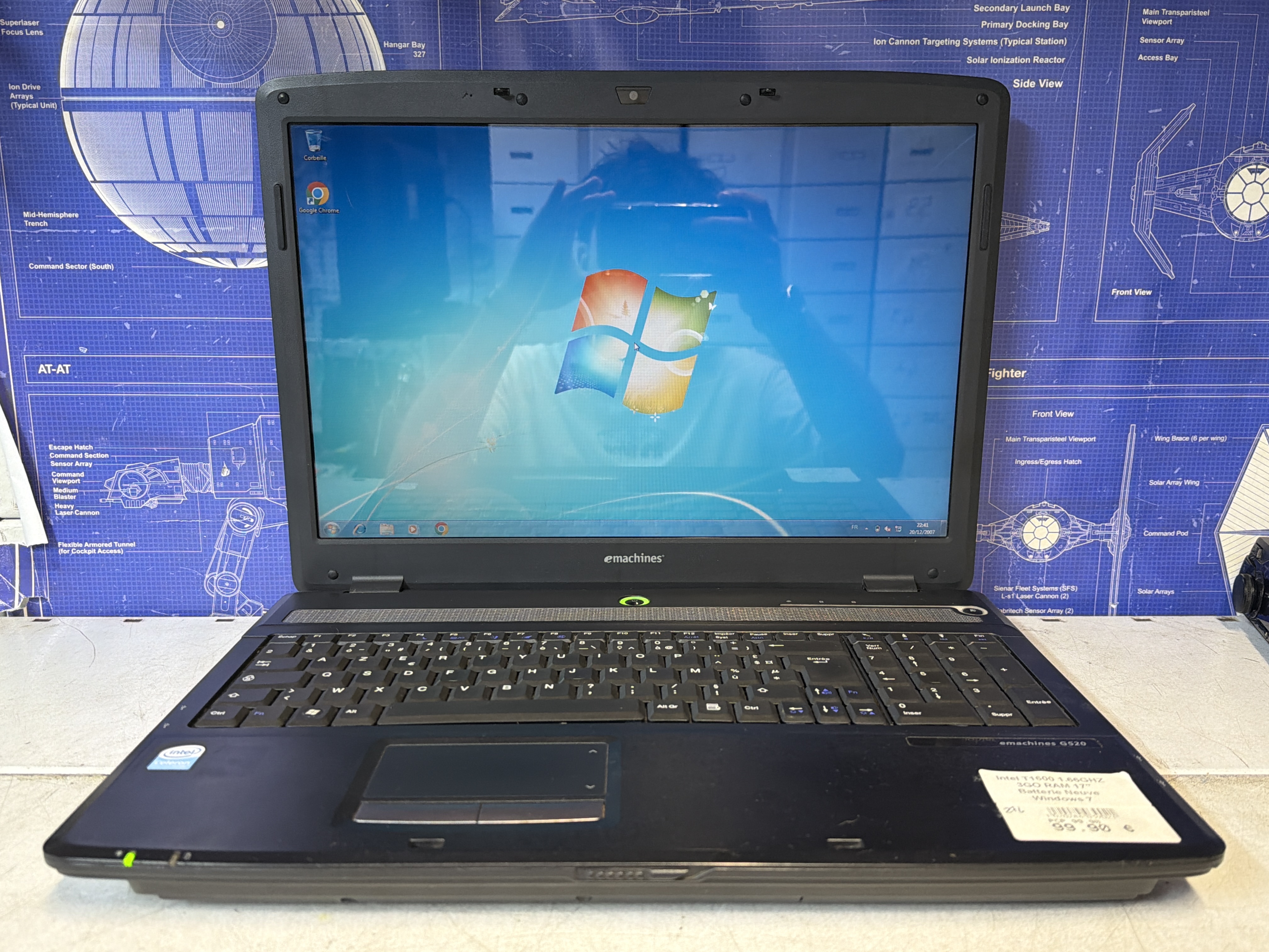 eMachines ordinateur portable 17 pouces, Intel T1600 1.66 GHz, 3 Go RAM, Windows 7