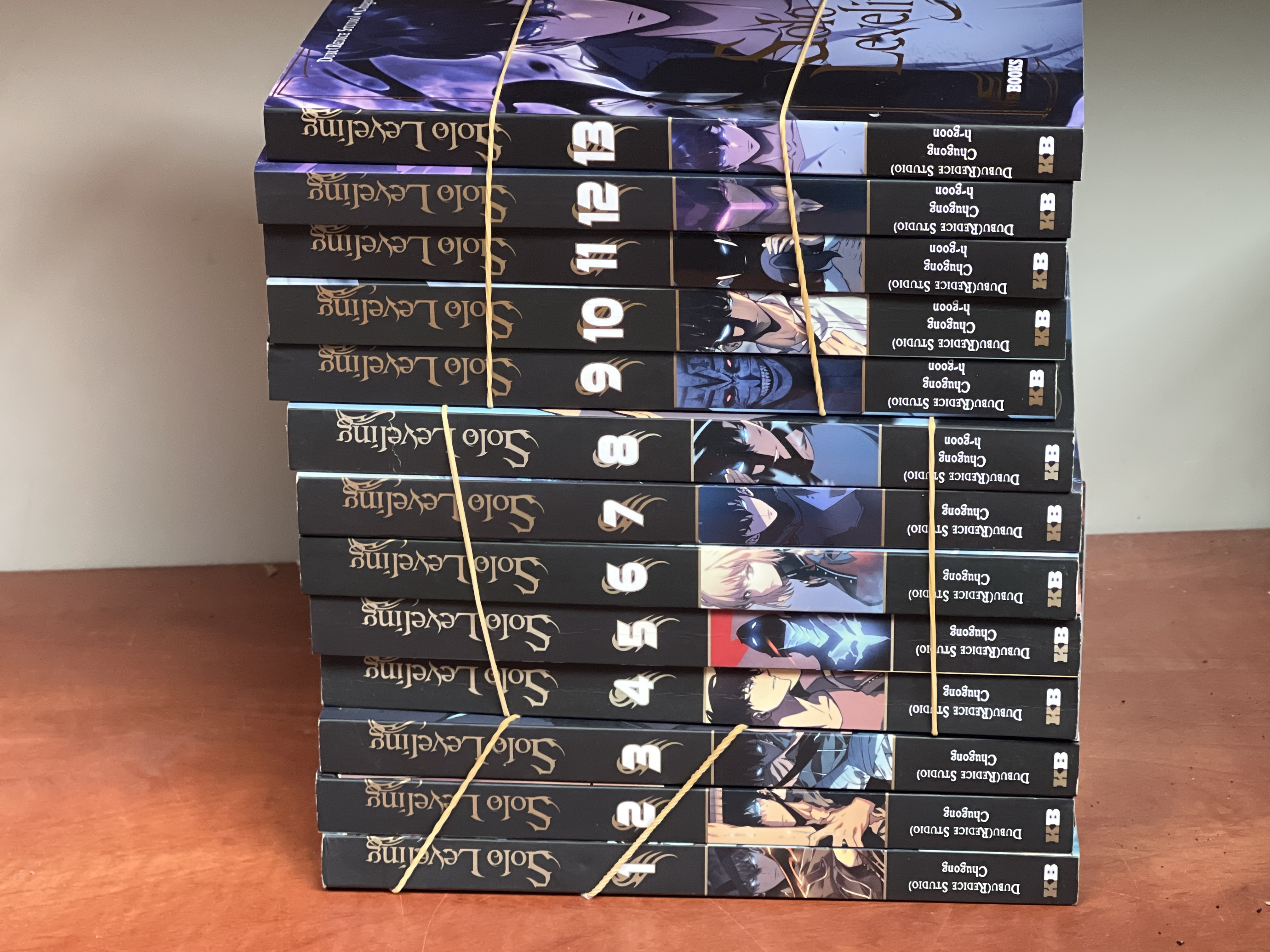 Lot mangas Solo Leveling tomes 1 à 13