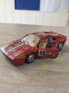 Bburago Ferrari 308 GTB n°40 miniature 1/24