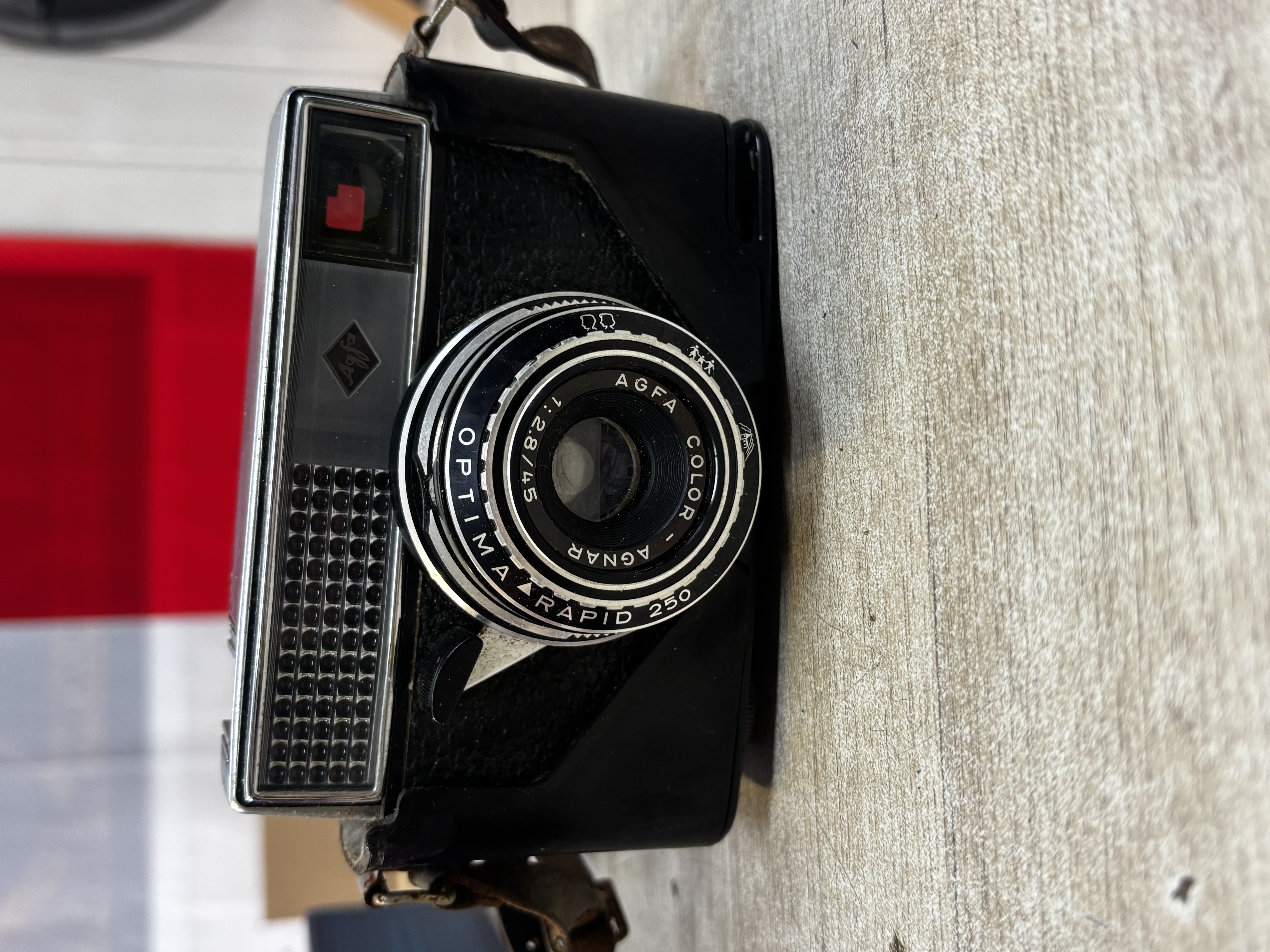Appareil photo argentique Agfa Optima Rapid 35 mm avec objectif Color Agnar 45 mm f/2.8 et étui cuir