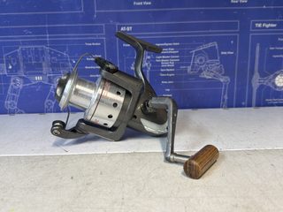 Moulinet de pêche spinning ancien