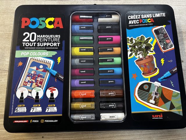 Mallette POSCA Pop Colors 20 marqueurs peinture tout support