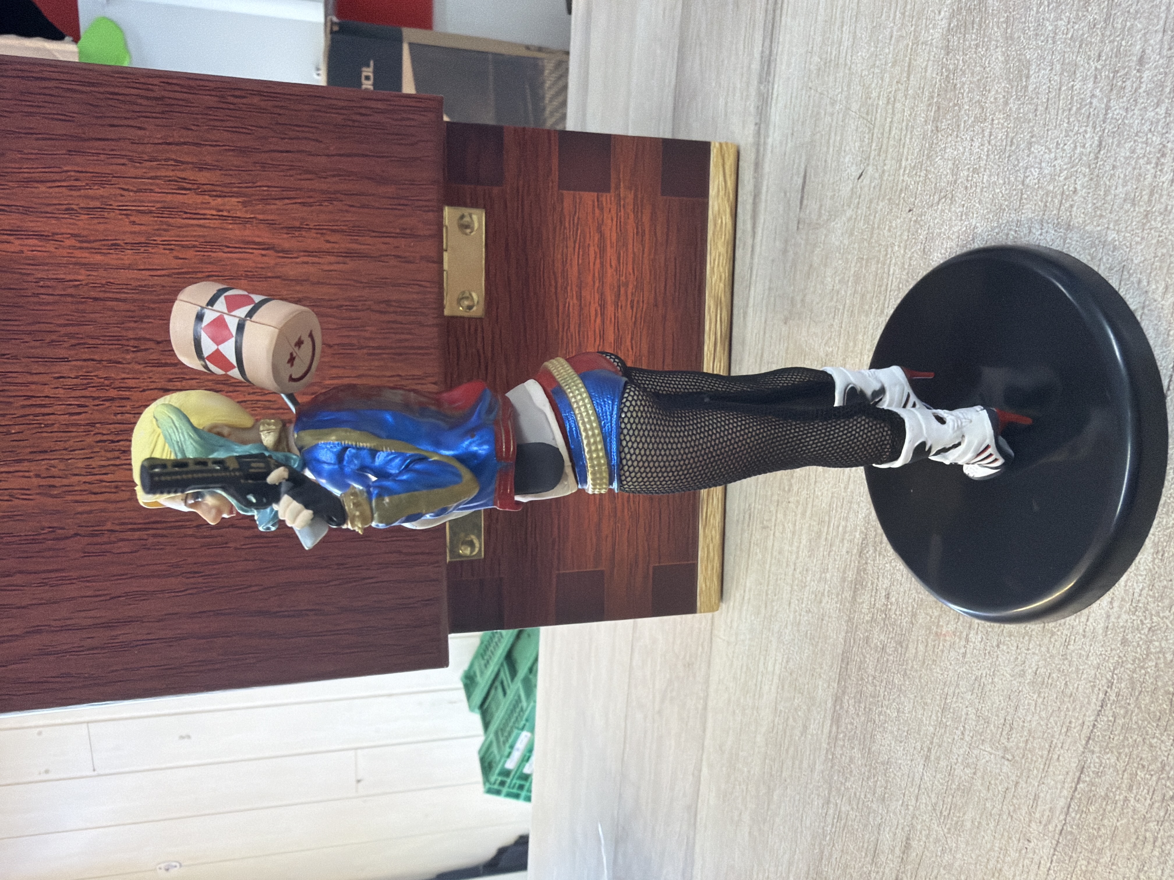 Figurine Harley Quinn 20 cm — photo 2