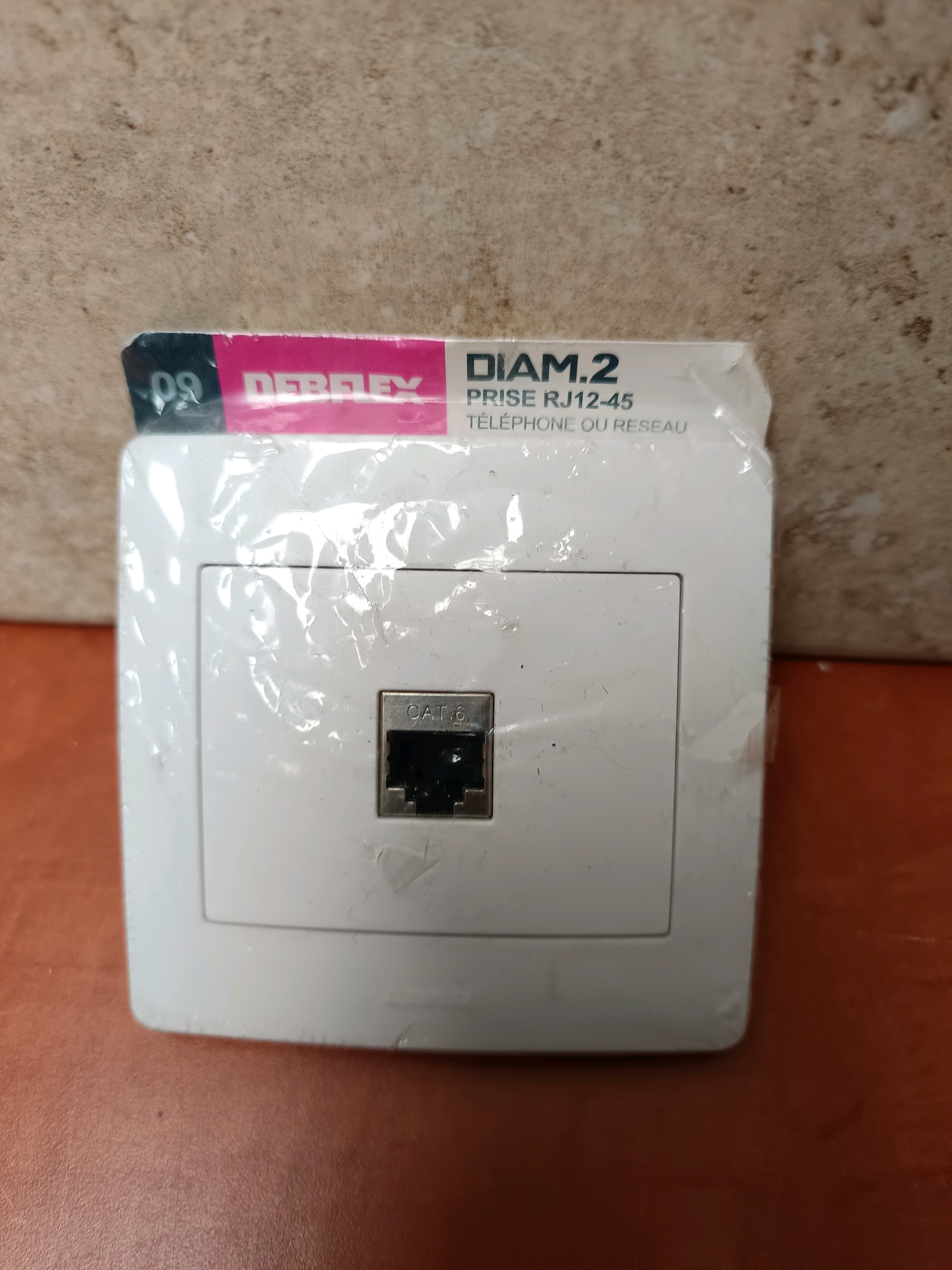 Debflex DIAM.2 prise RJ12-45 téléphone ou réseau — photo 2