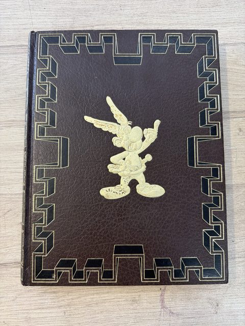 Les Aventures d'Astérix - 5 albums - Goscinny et Uderzo