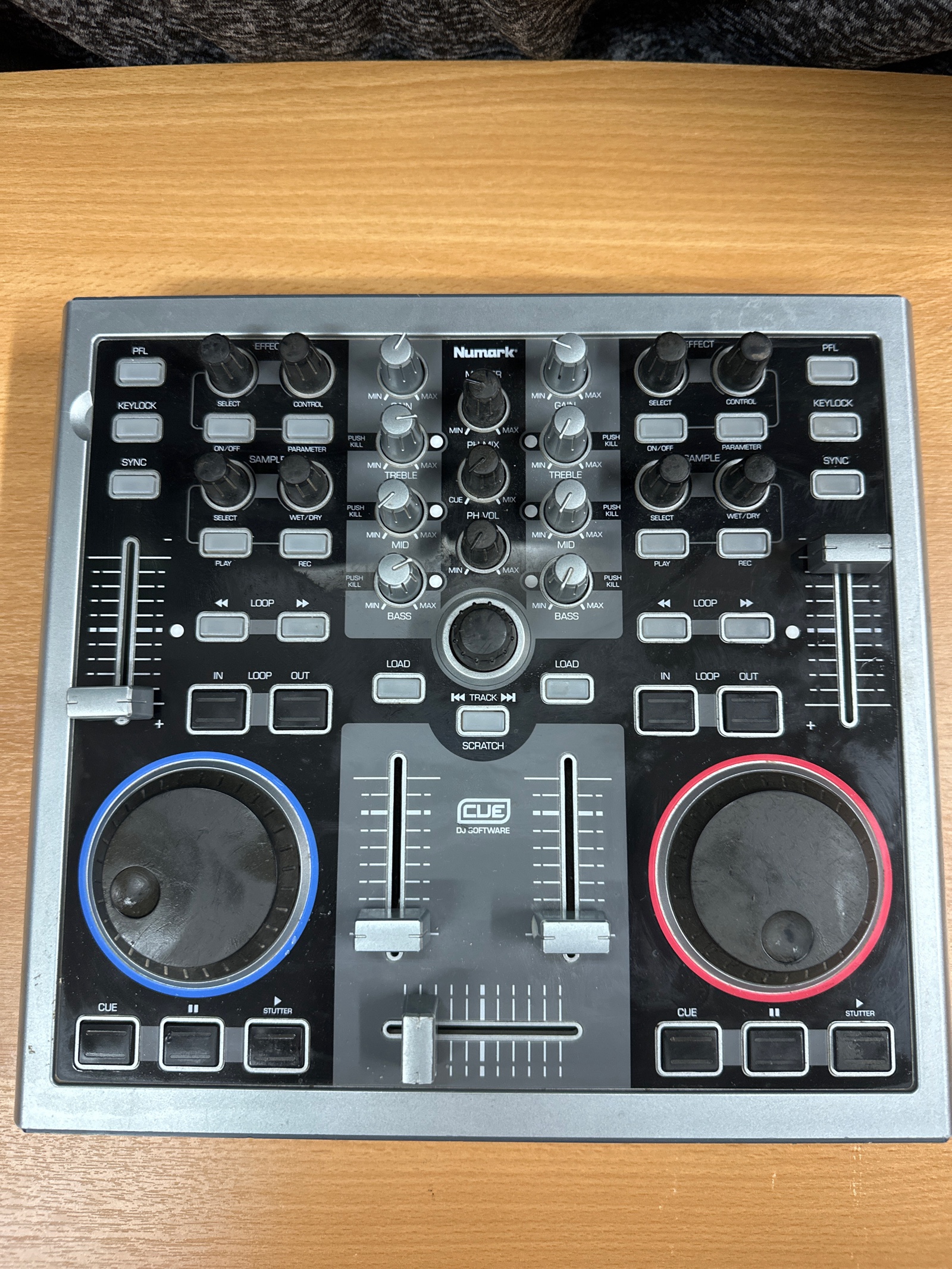 Contrôleur DJ Numark Total Control
