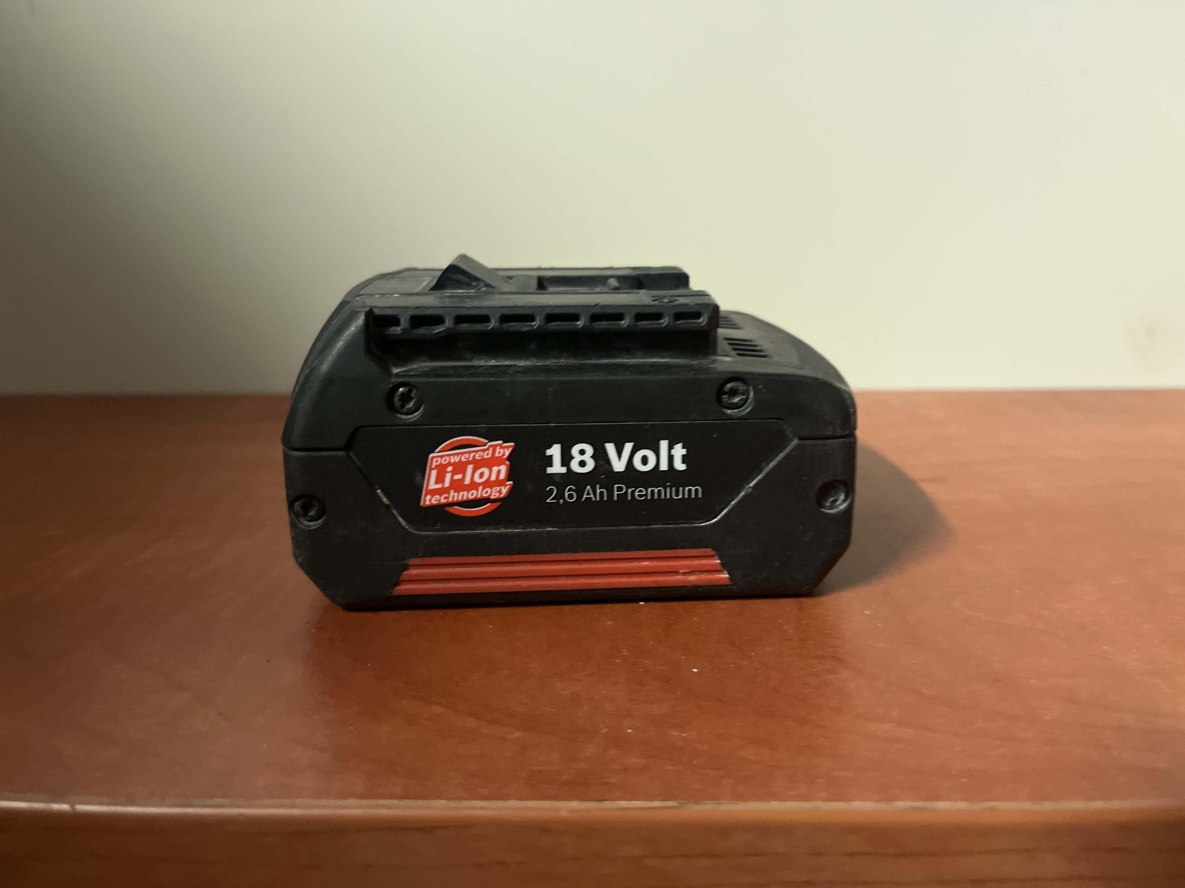 Batterie Li-Ion 18V 2.6 Ah Premium pour outil électroportatif