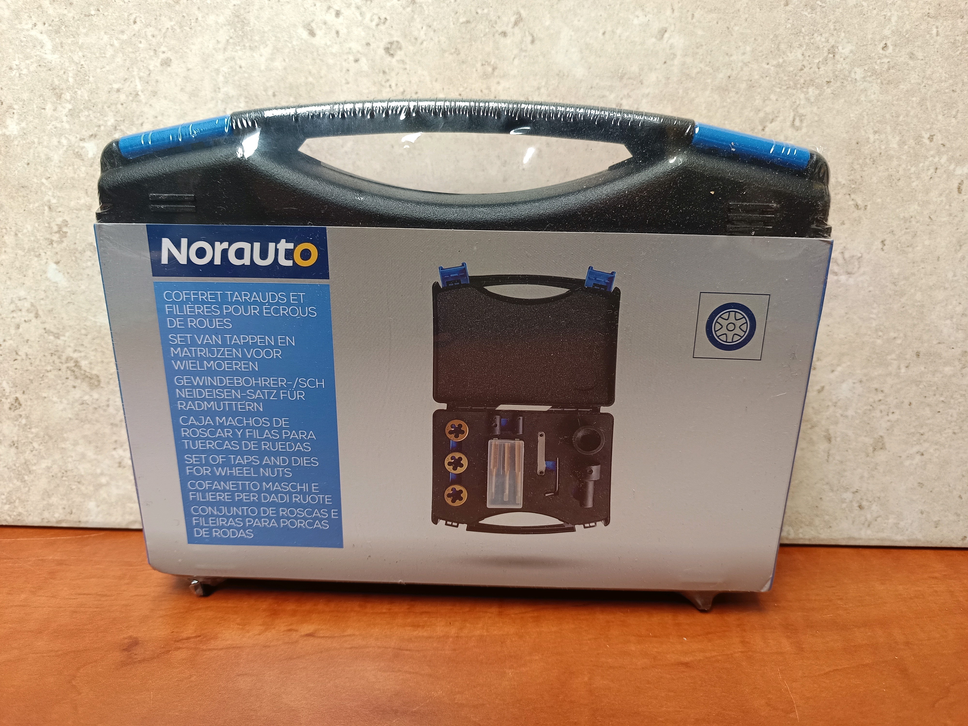 Norauto coffret tarauds et filières pour écrous de roues
