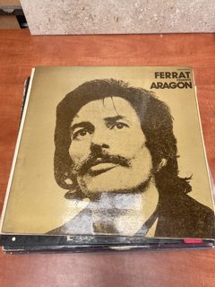Vinyle Jean Ferrat chante Aragon