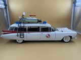 Hot Wheels Ghostbusters Ecto-1 miniature 1:18 — photo 2