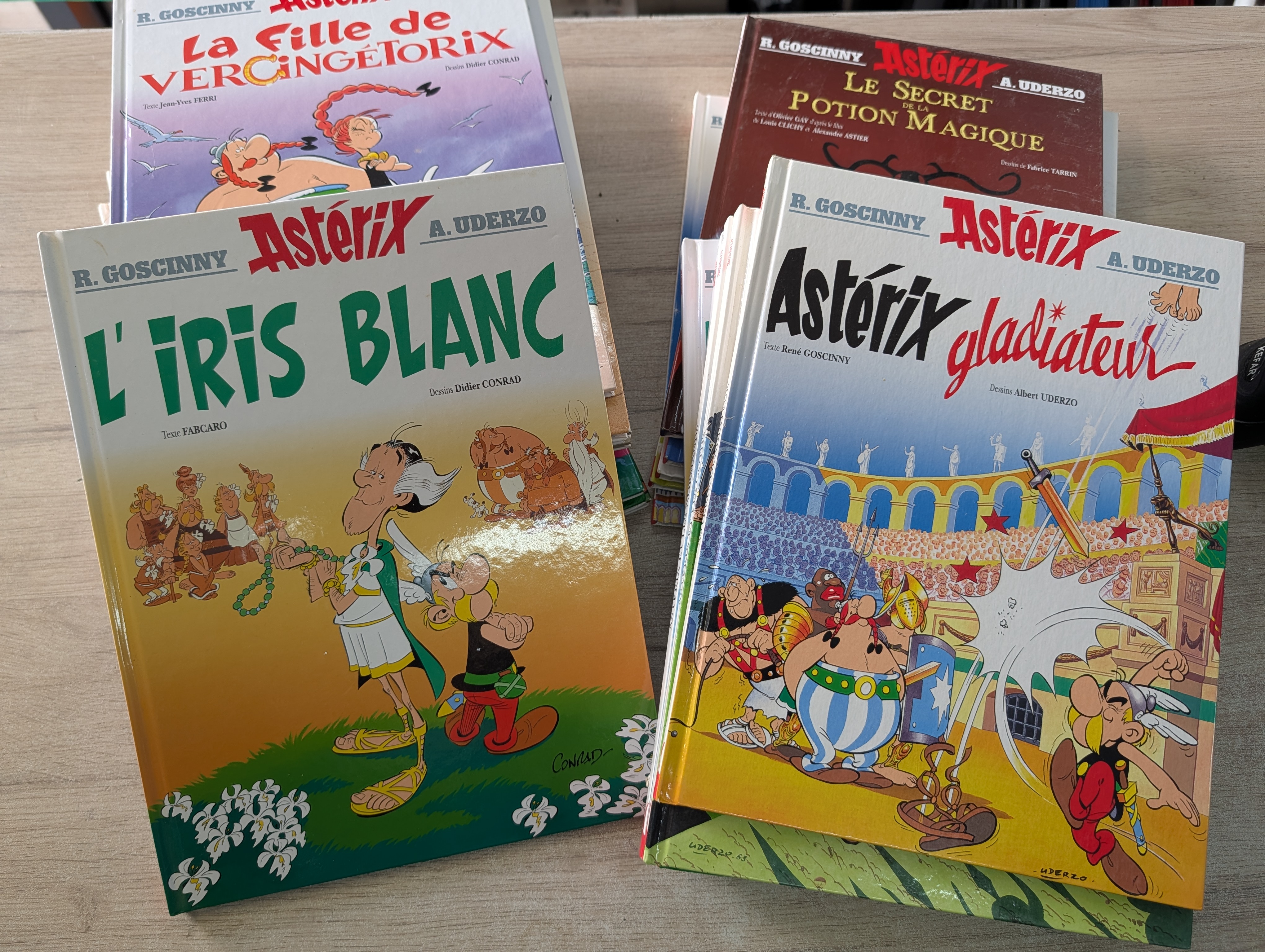 Collection de bandes dessinees Astérix par Goscinny et Uderzo