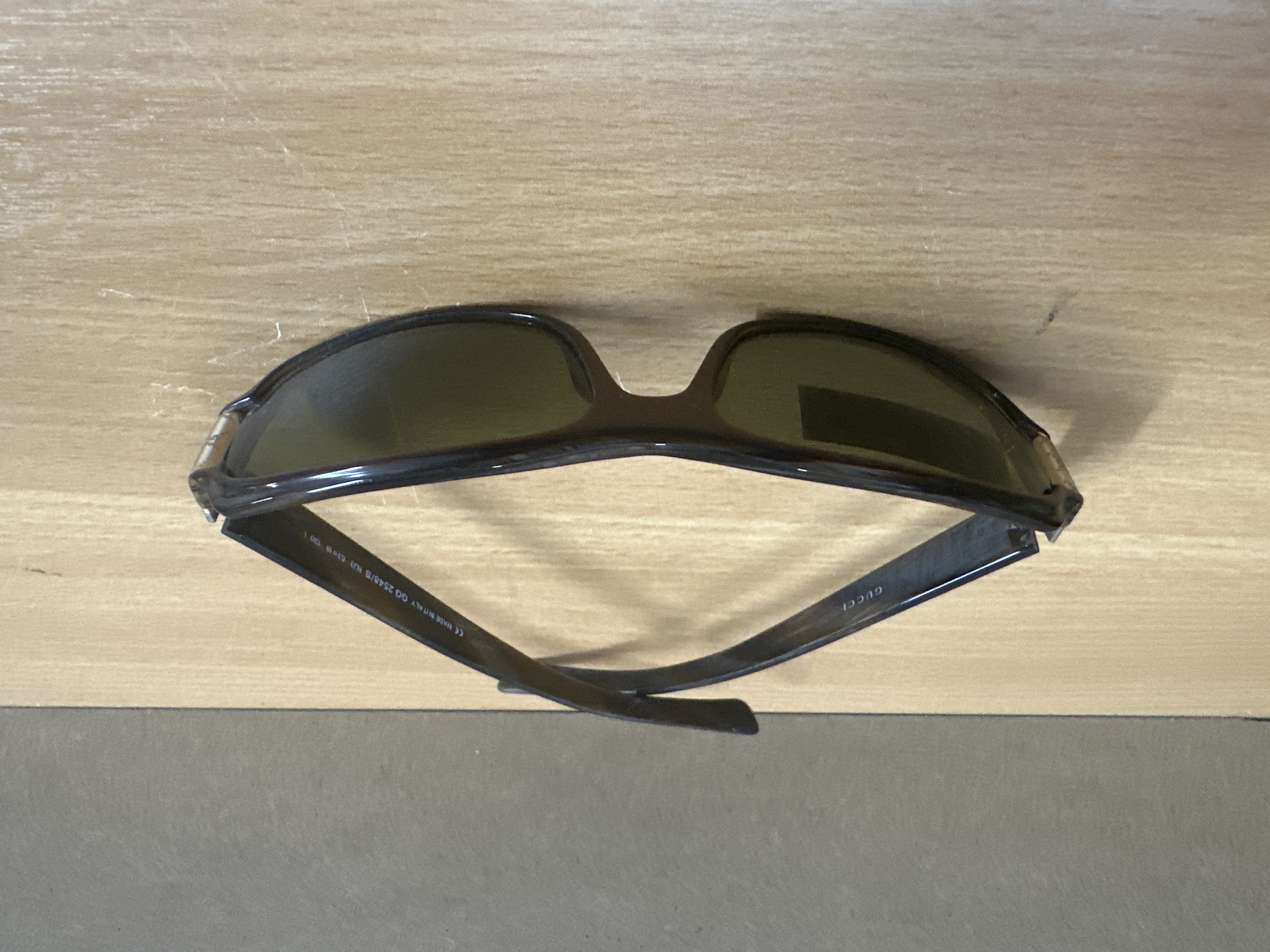 Lunettes de soleil Gucci GG2548/S noires