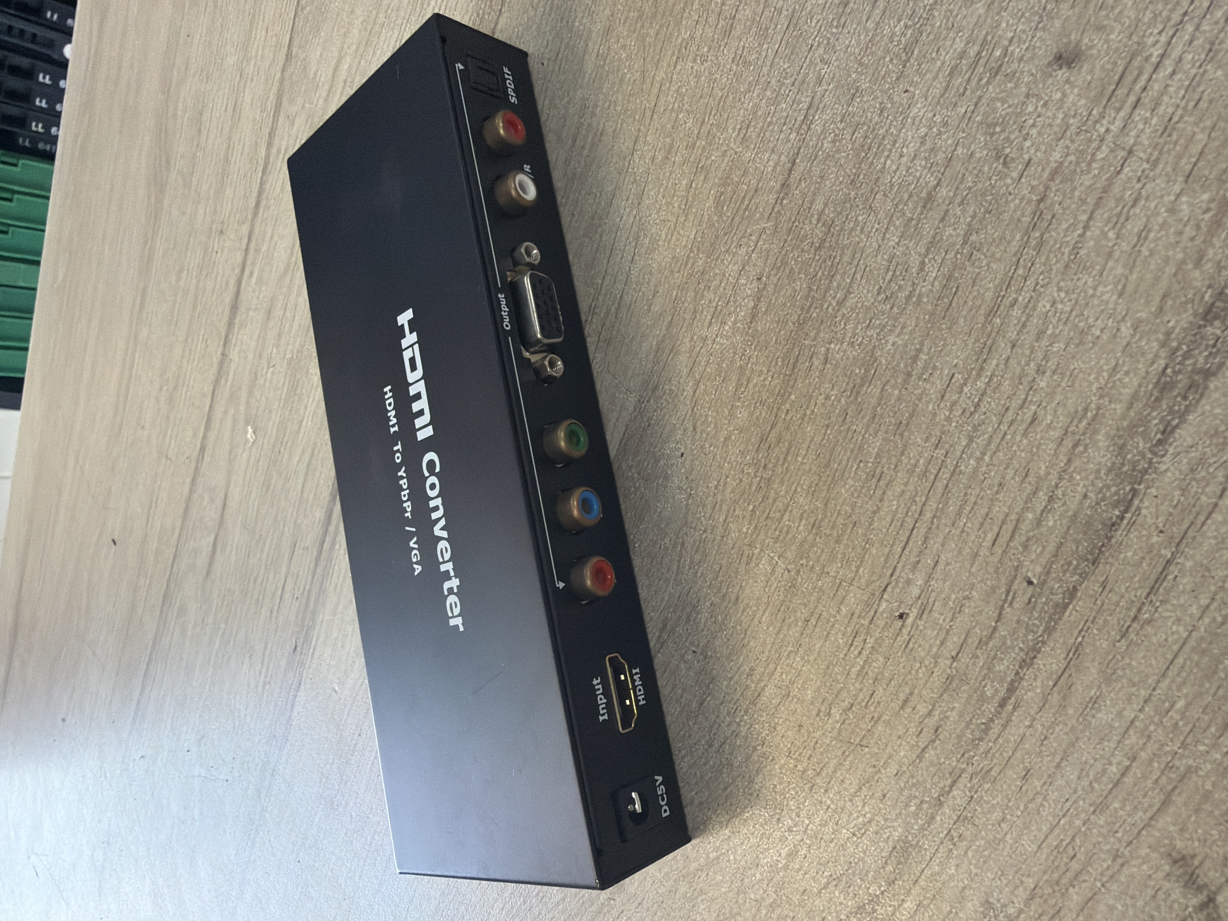 Convertisseur HDMI vers YPbPr VGA — photo 2