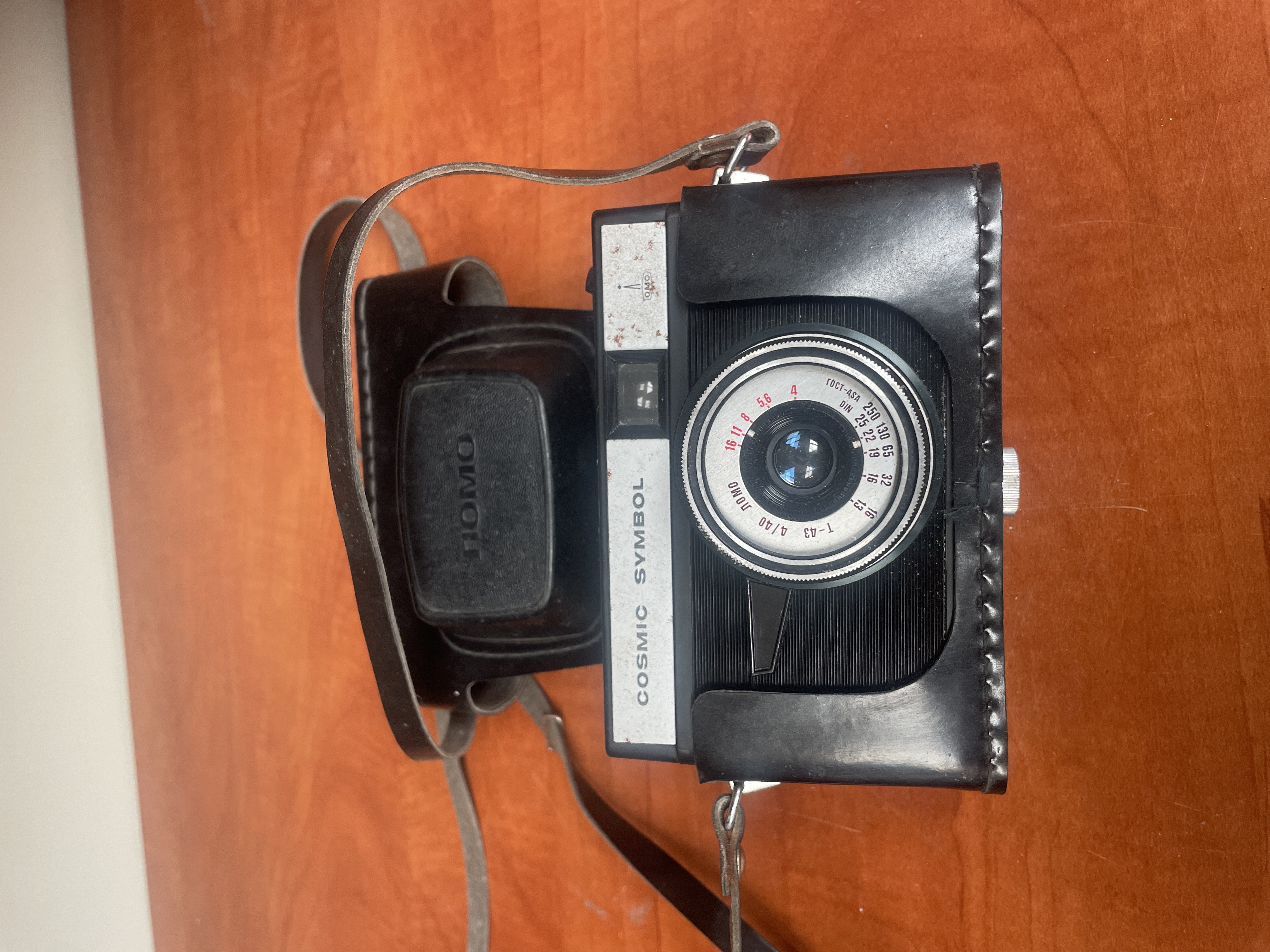 Appareil photo vintage LOMO Cosmic Symbol avec étui — photo 2