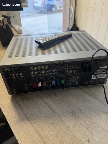Ampli home cinéma Harman Kardon AVR 135 avec télécommande — photo 3