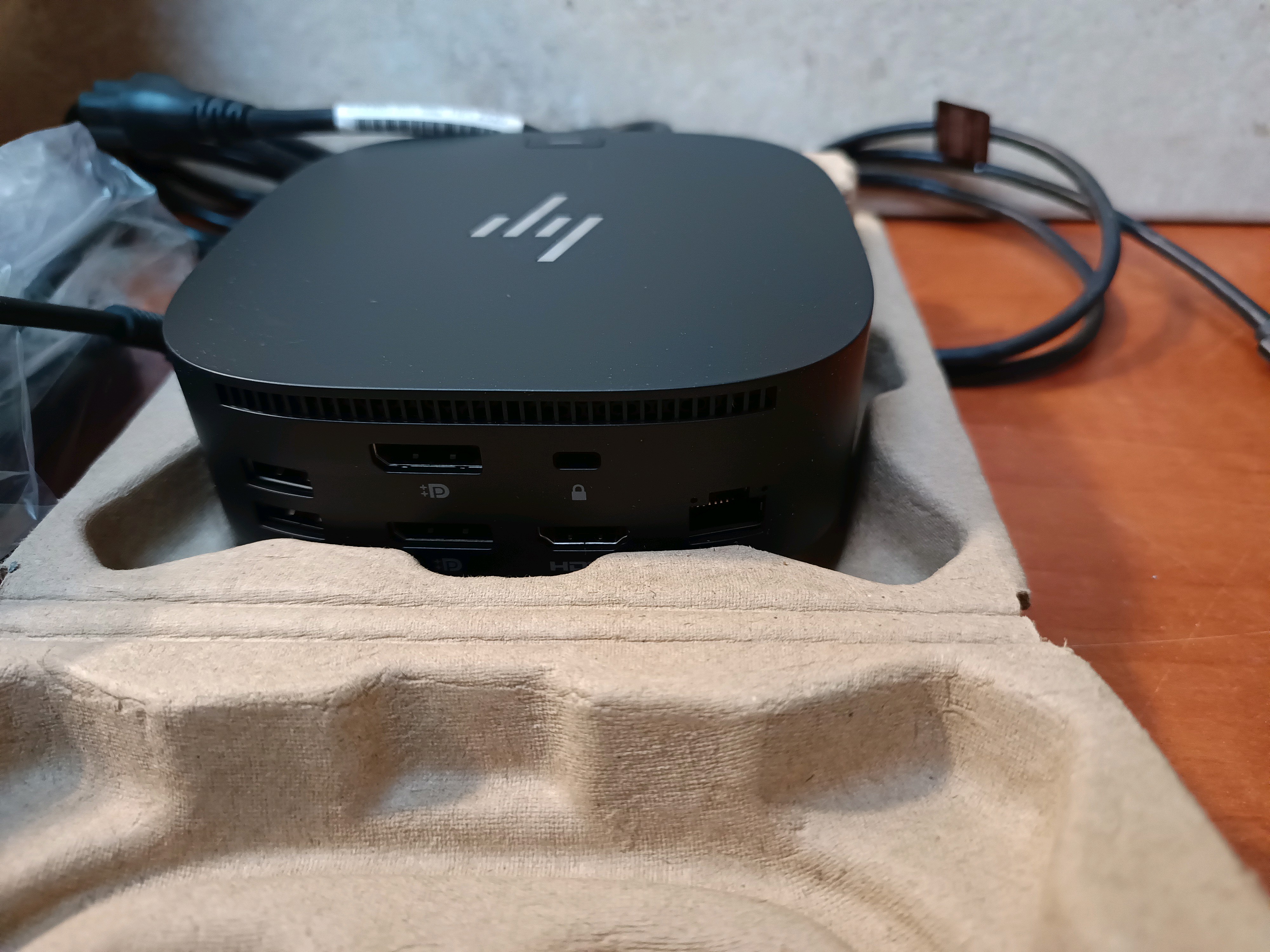 HP Station d’accueil USB‑C (modèle HSN-IX02) — photo 2