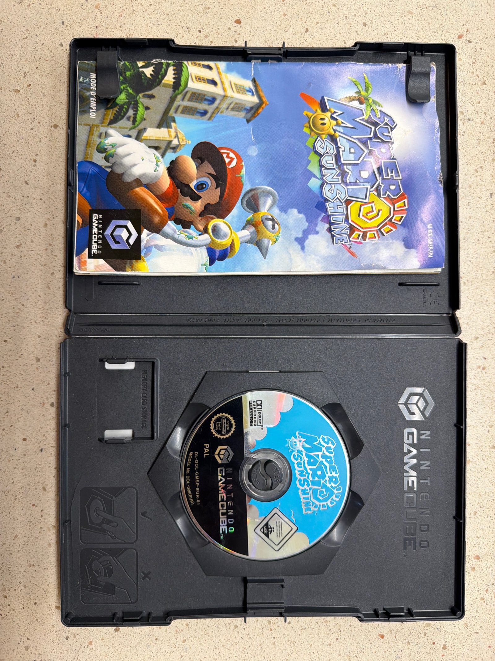 Nintendo GameCube - Super Mario Sunshine (Player's Choice, PAL) — photo 2