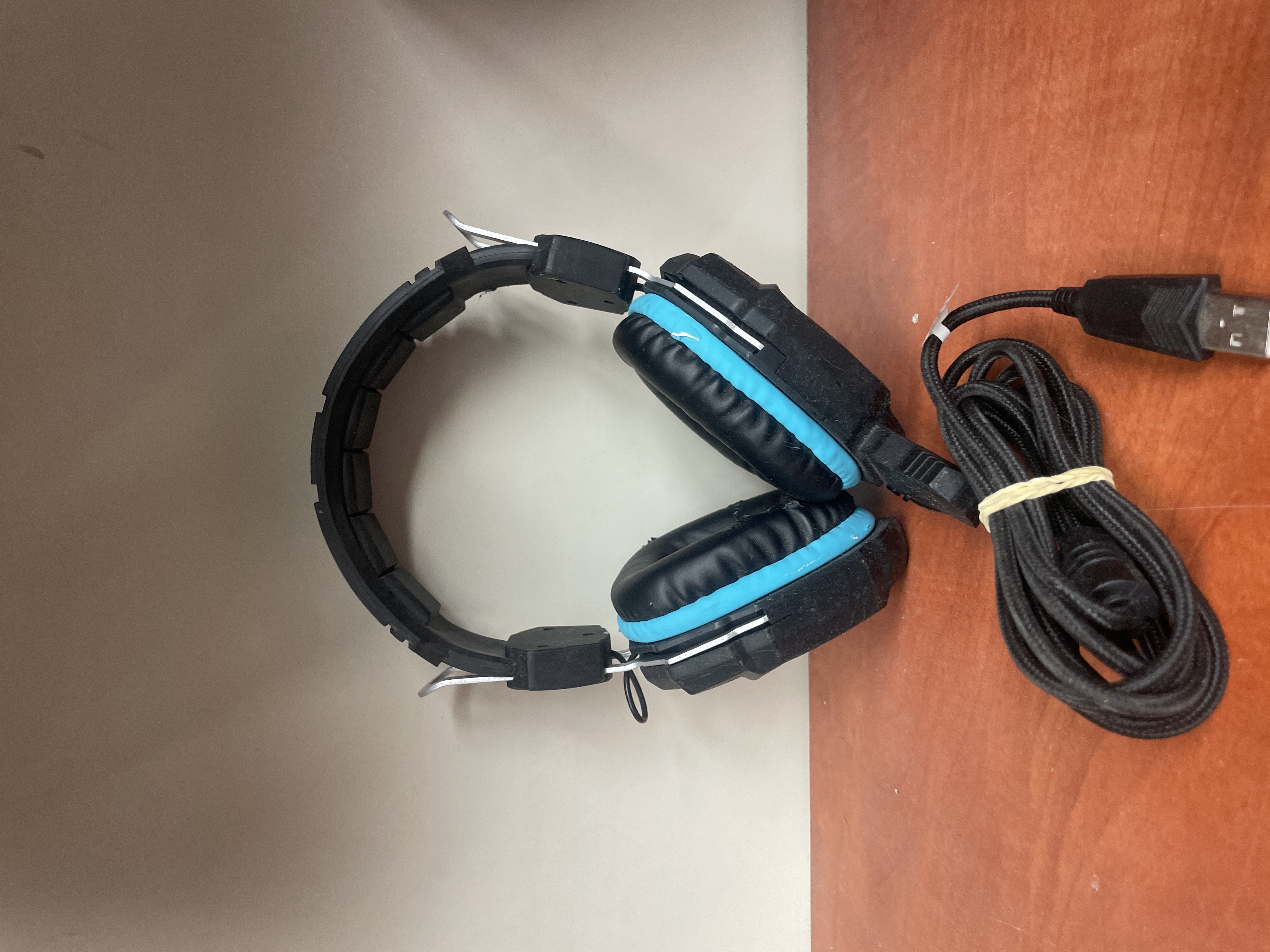 Casque gaming filaire USB Qilive noir et bleu