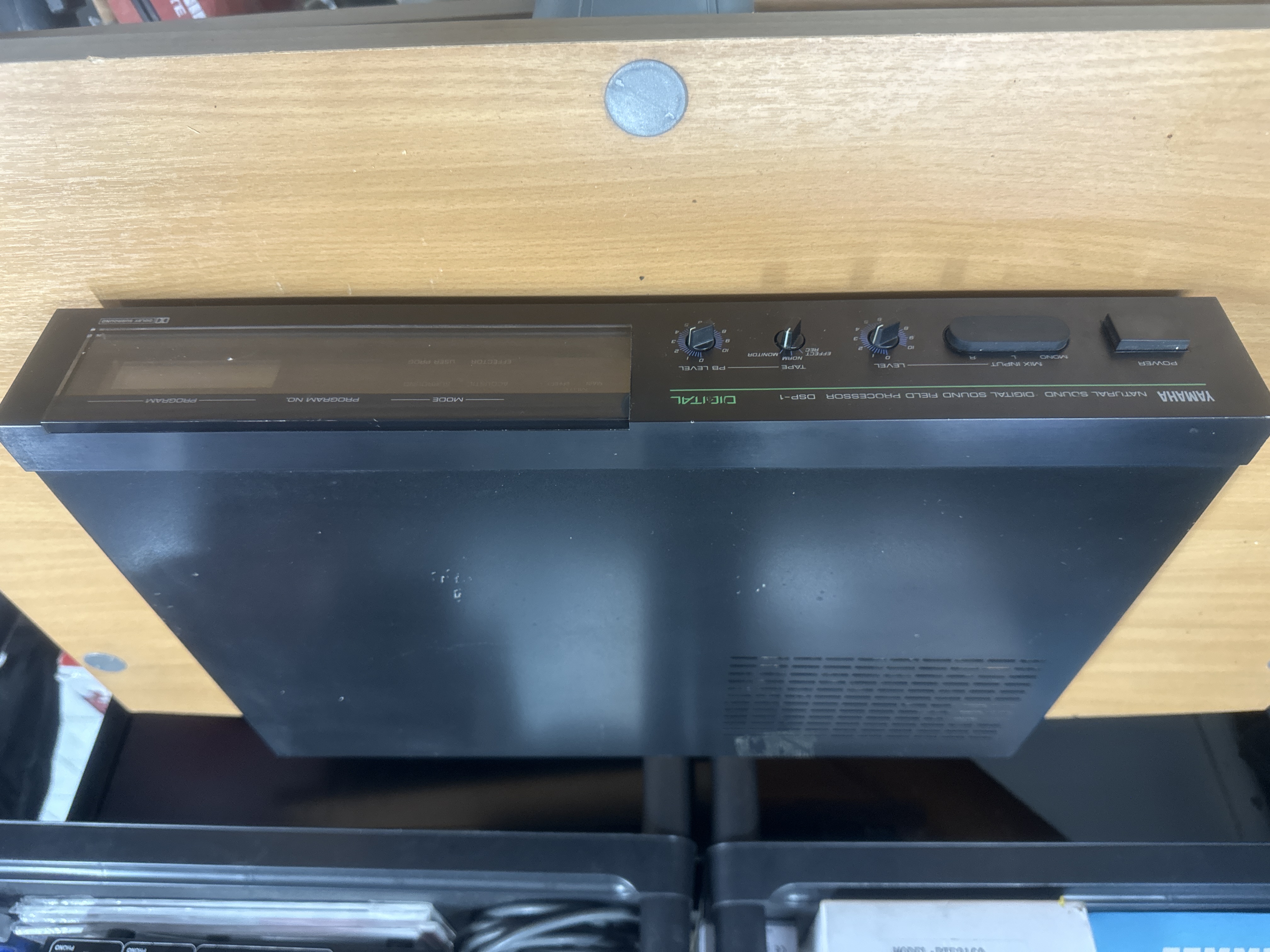 Yamaha DSP-1 Digital Sound Field Effects