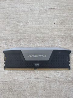 Barrette mémoire Corsair Vengeance DDR5 16 Go 5200 MT/s