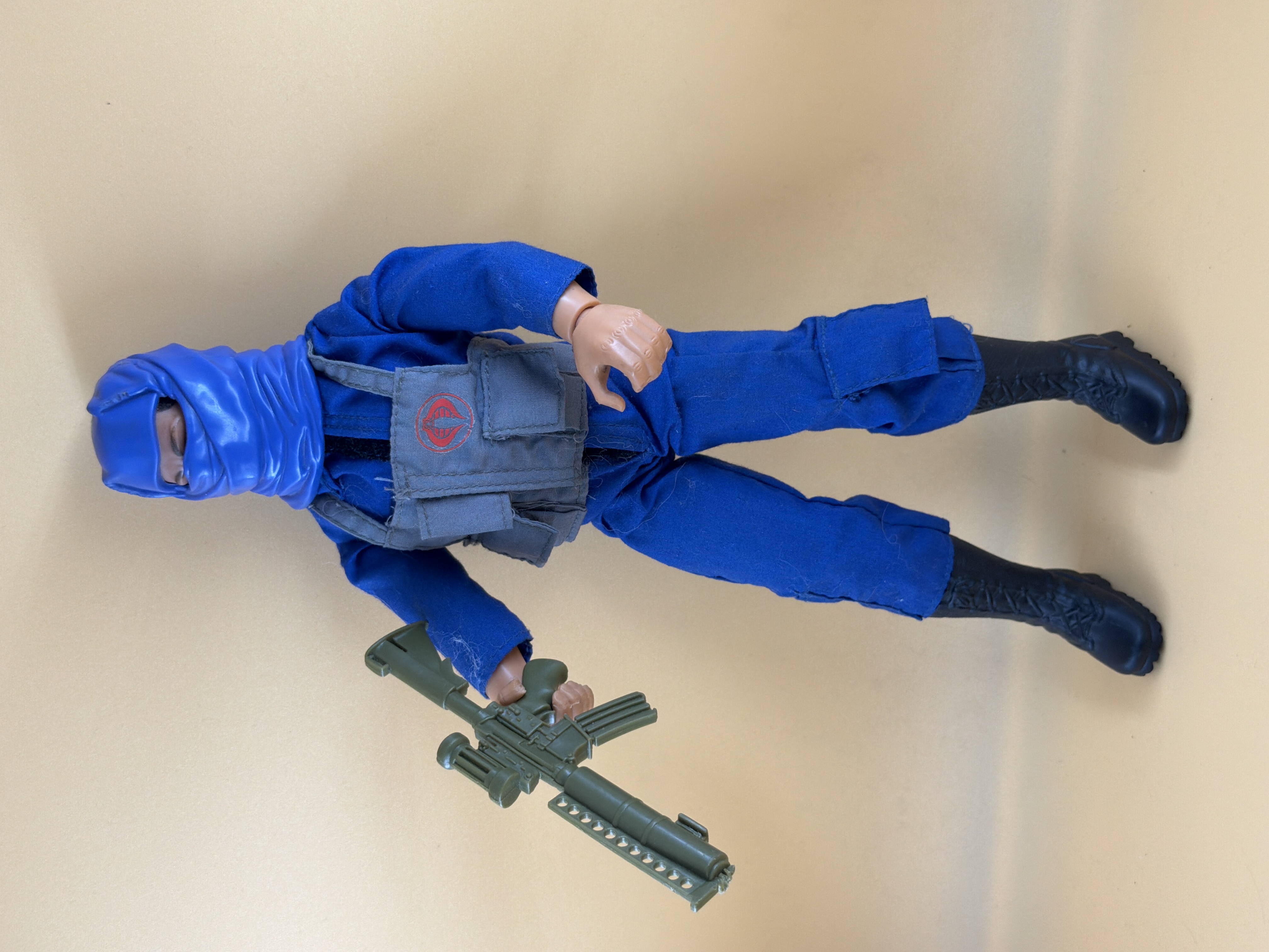 Figurine Action Man tenue Cobra avec accessoire — photo 2