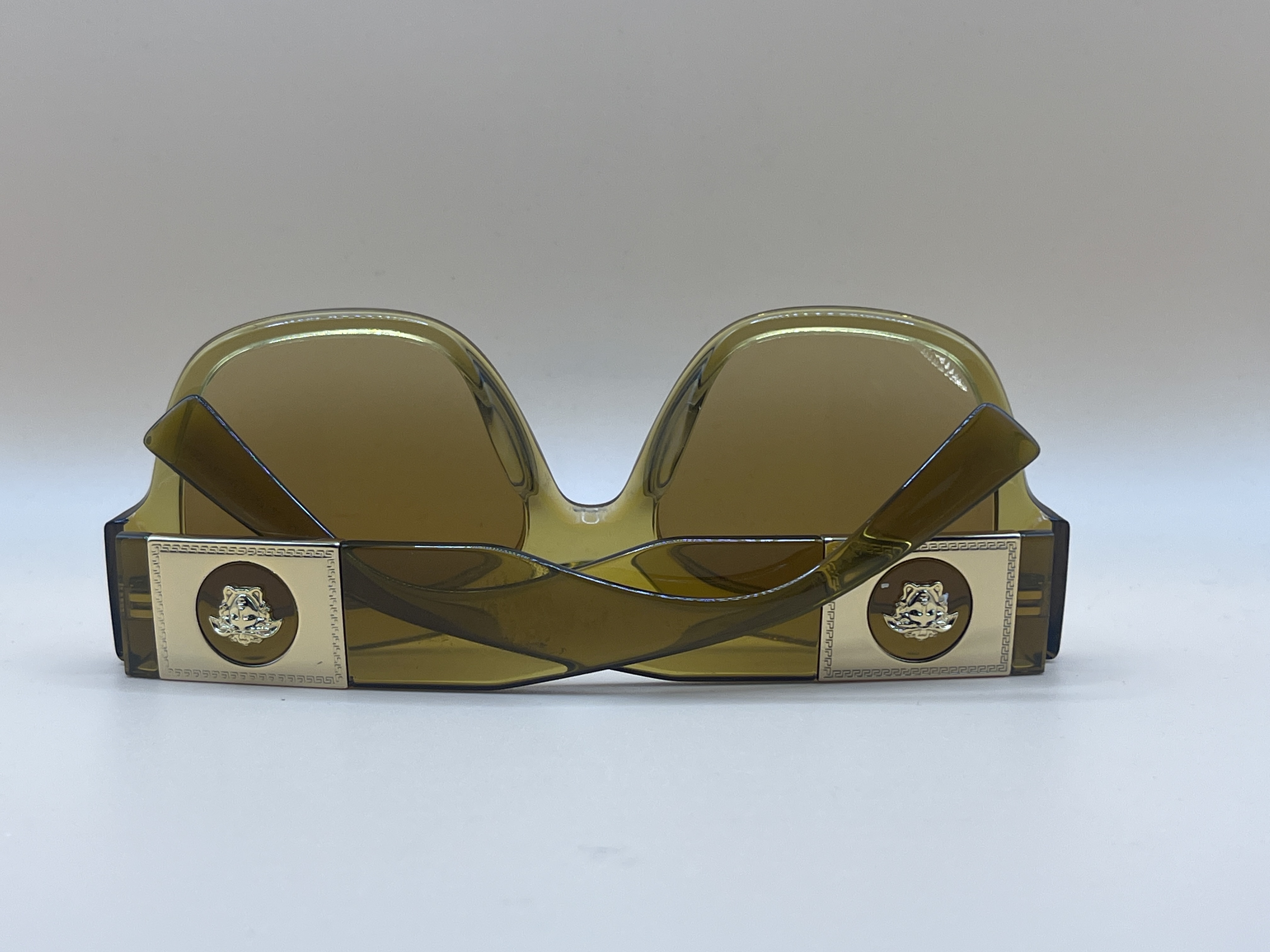 Lunettes de soleil Versace 4437 rectangulaires - vert olive — photo 2