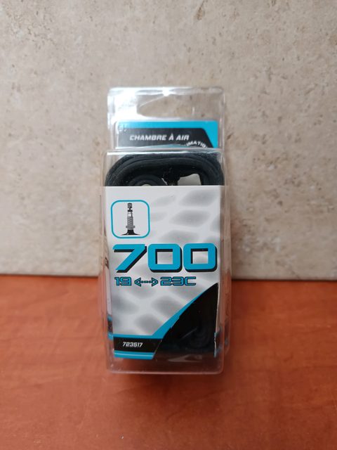 Chambre à air vélo 700 x 18–23C (valve Presta)