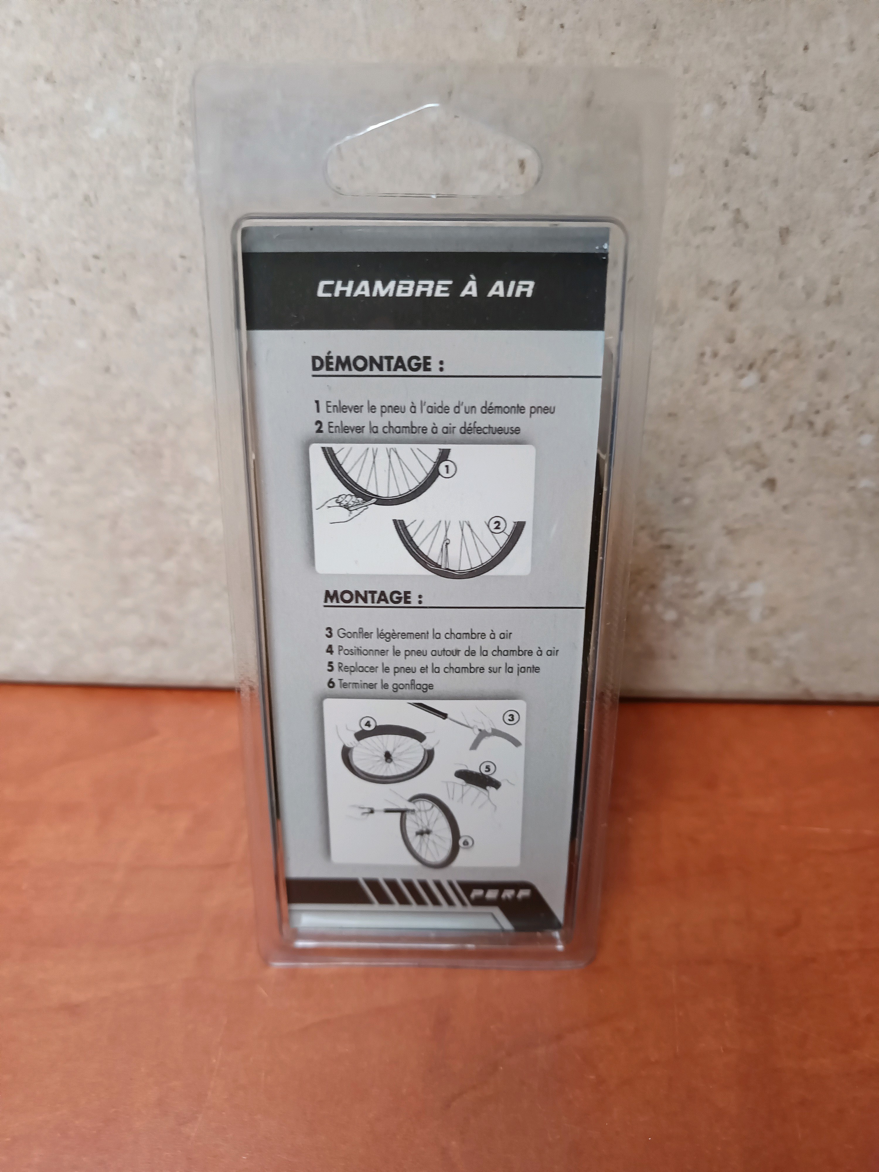 Chambre à air vélo 700 x 18–23C (valve Presta) — photo 2