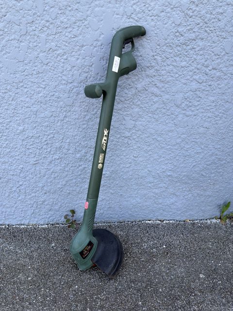 Coupe-bordure Black+Decker Reflex XT