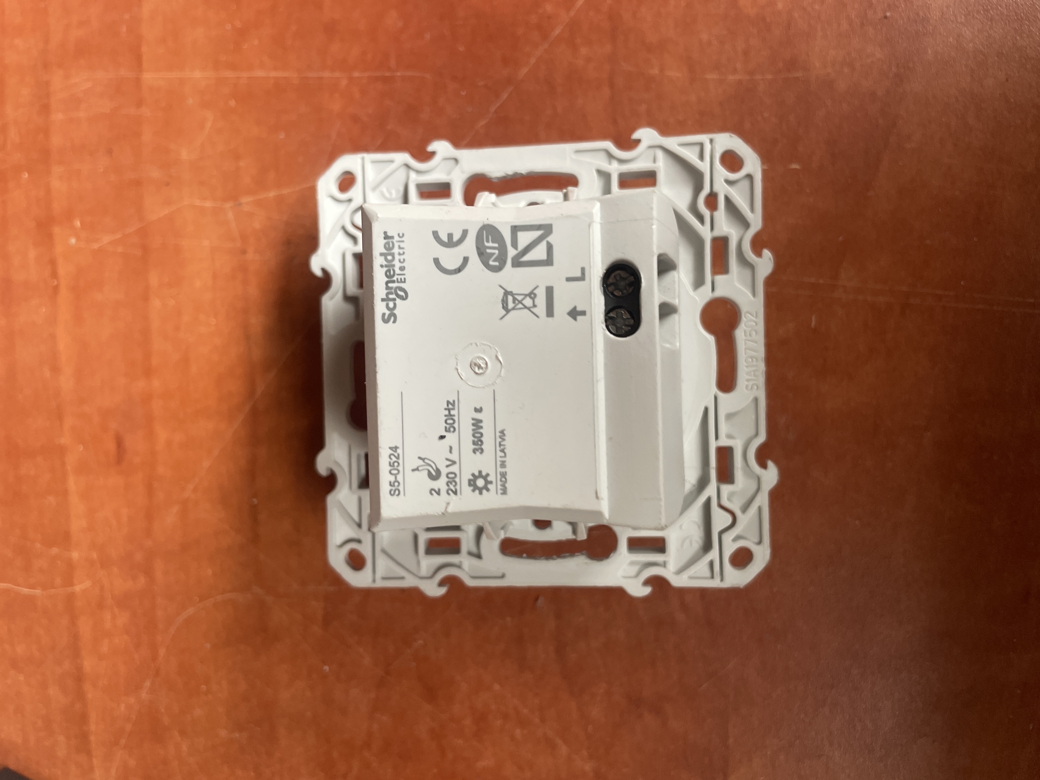 Détecteur de mouvement Schneider Electric Odace S5-0524 — photo 2