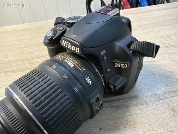 Appareil photo Nikon D3100 avec objectif 18-55 mm VR — photo 2