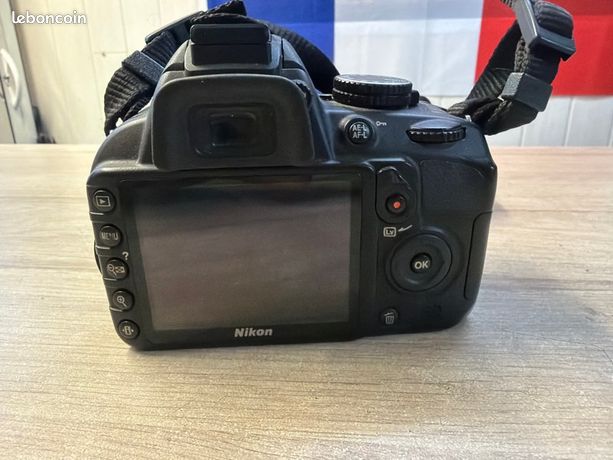 Appareil photo Nikon D3100 avec objectif 18-55 mm VR — photo 3
