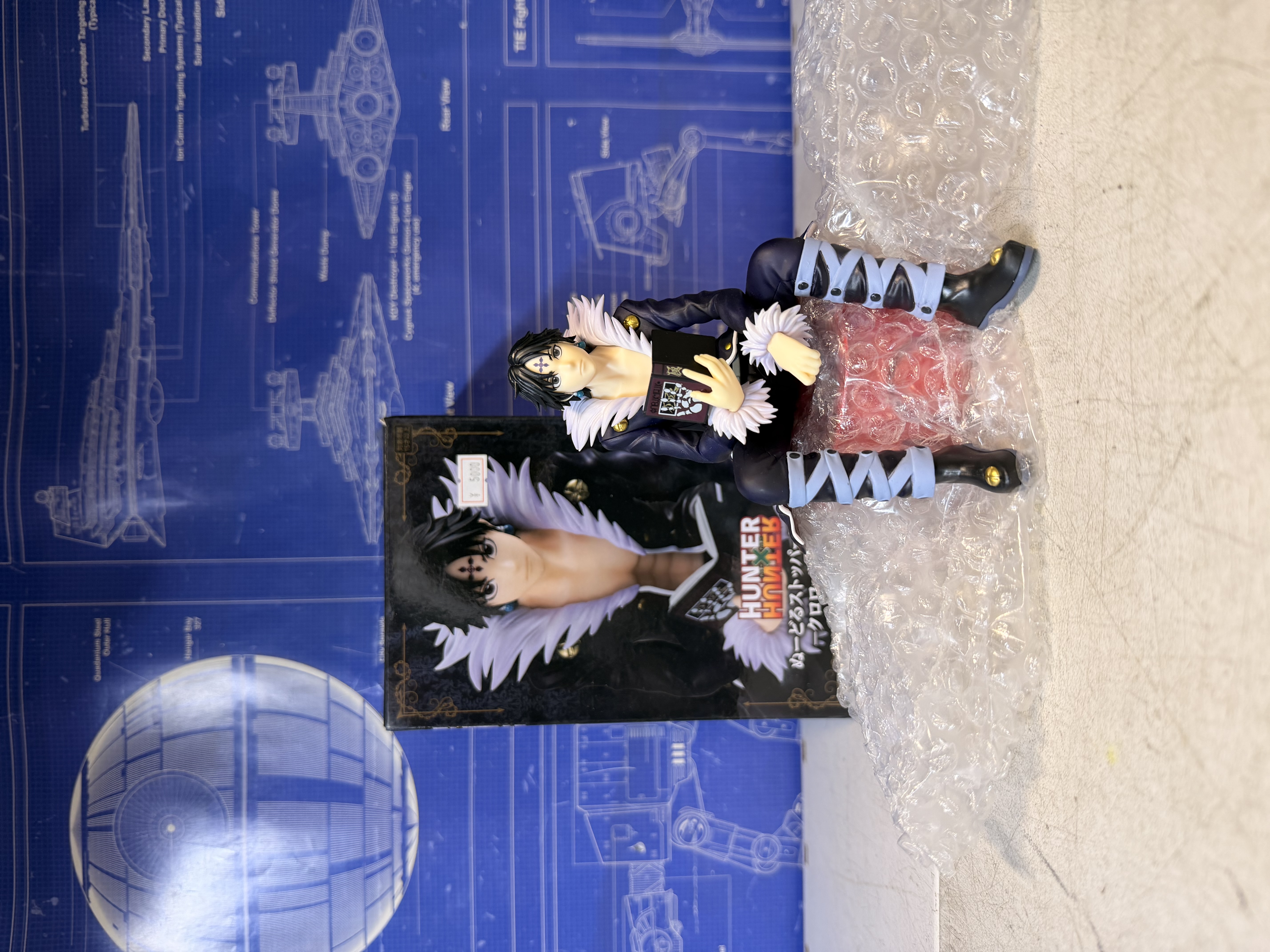 Figurine Kuroro Lucifuru Hunter x Hunter avec boîte