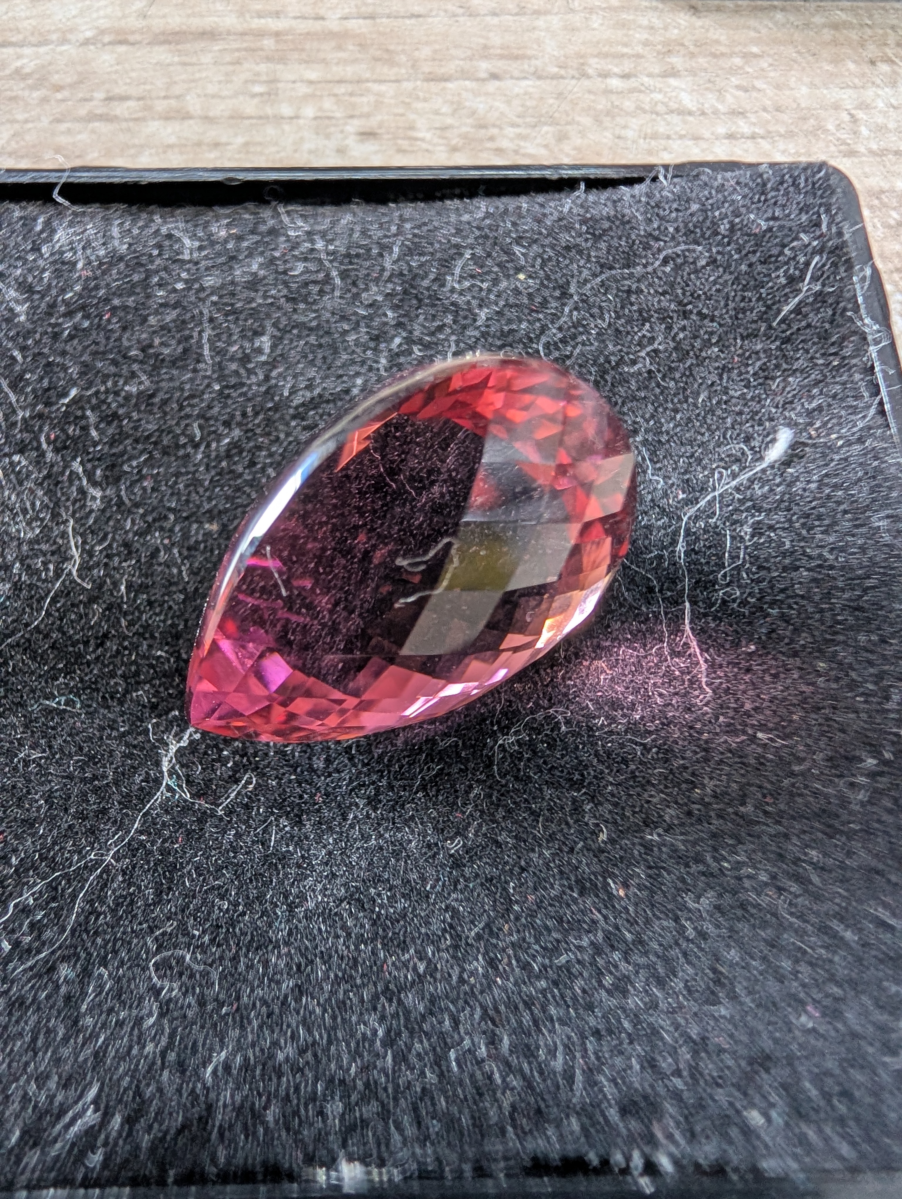 Tourmaline rose facettée goutte 18,93 ct — photo 2