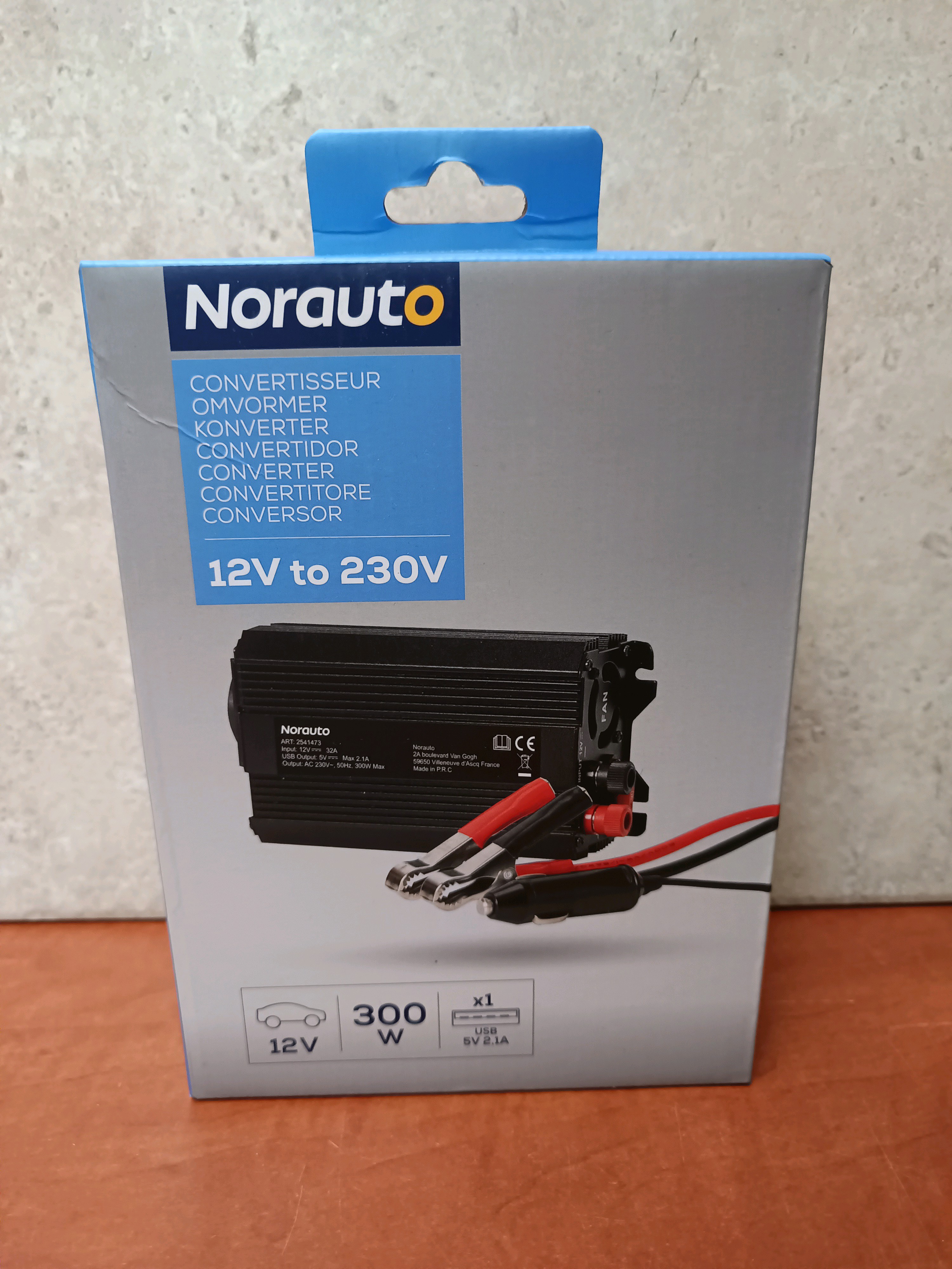 Norauto Convertisseur 12V vers 230V 300W