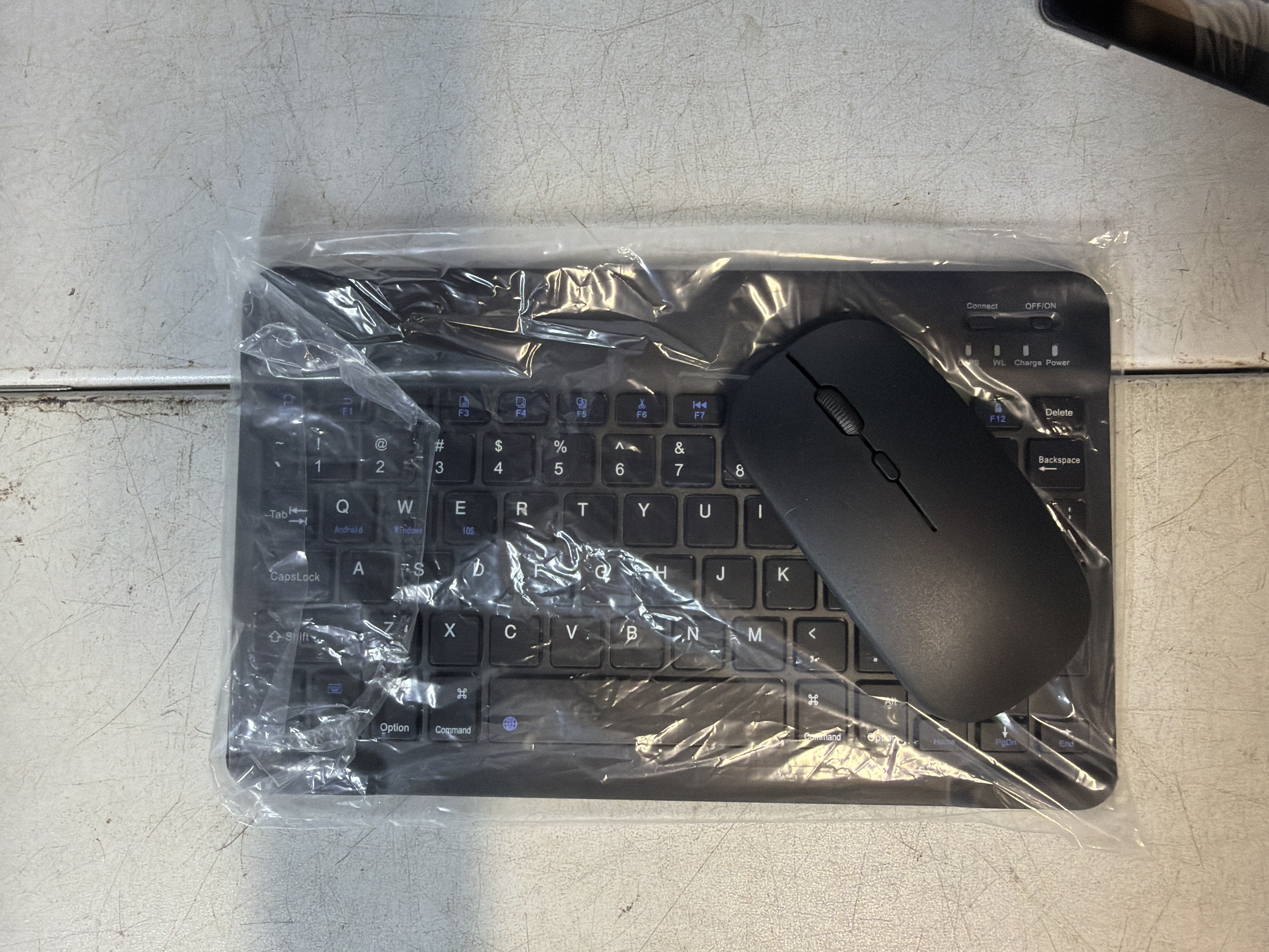 Tablette Deertime E15 avec clavier et souris — photo 2