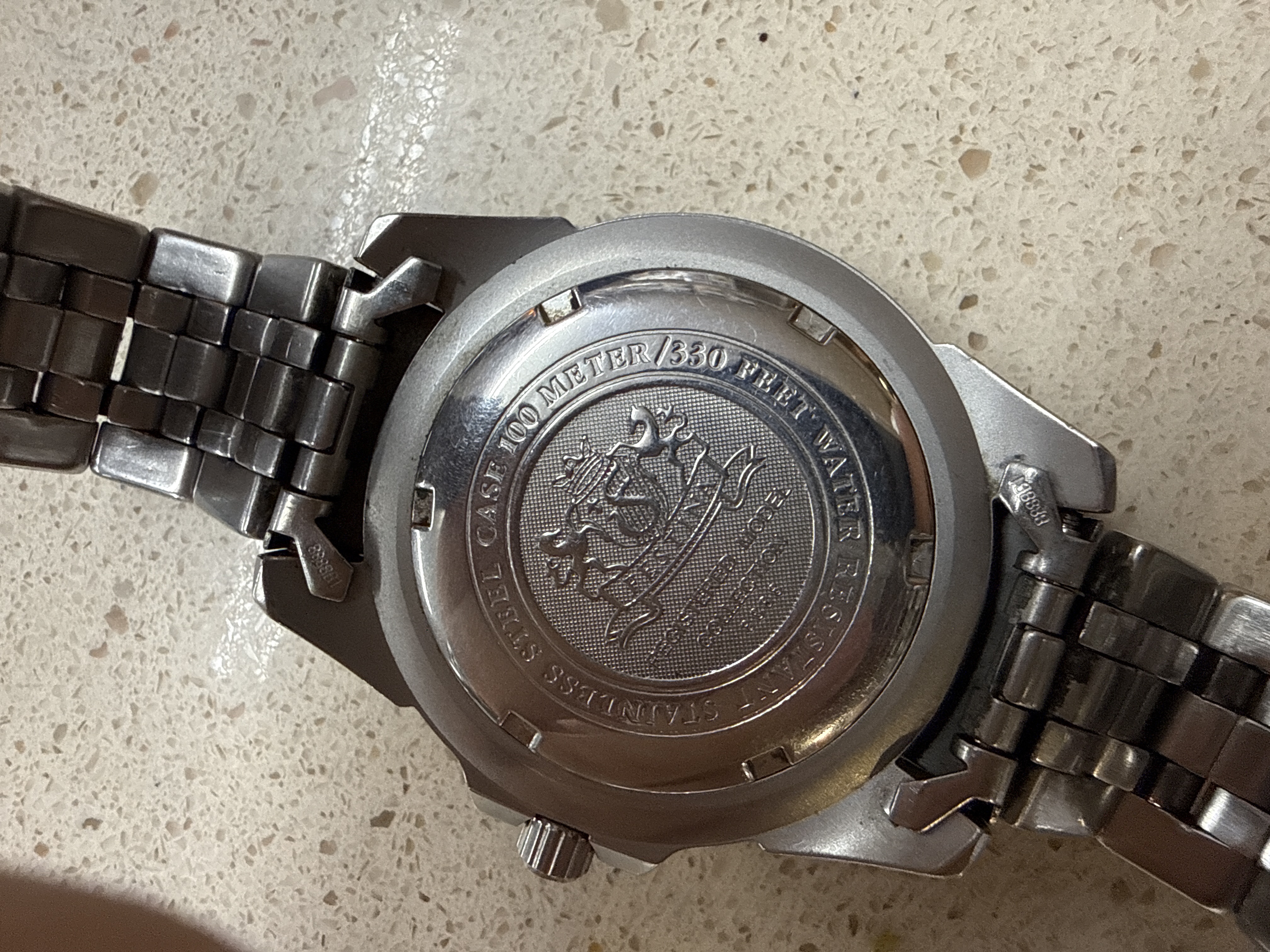 Montre Festina analogique cadran bleu, date, bracelet métal — photo 2
