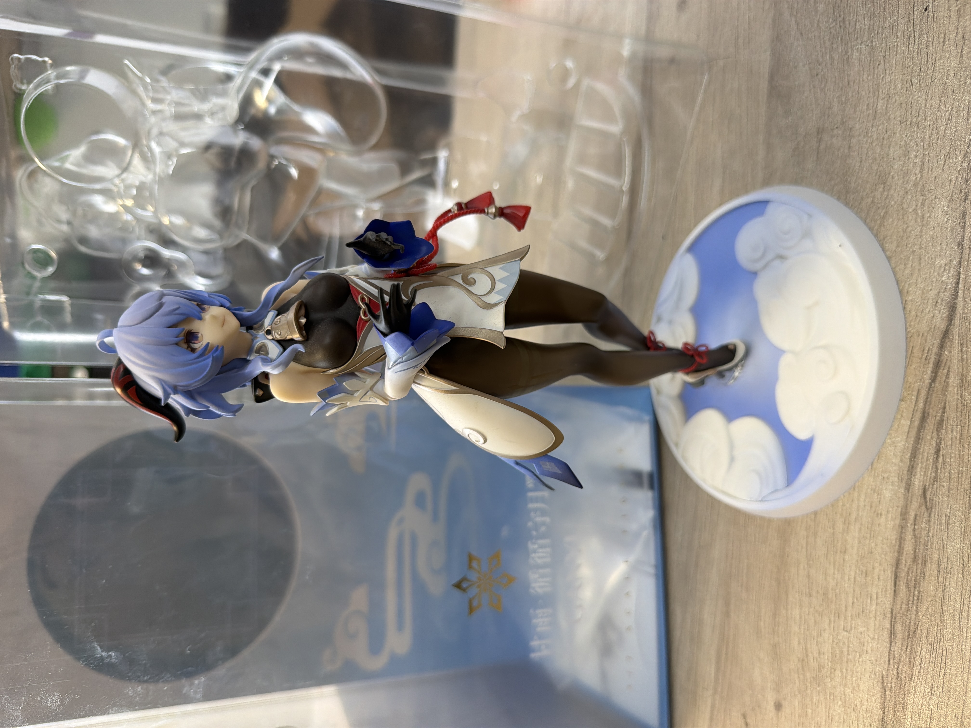 Figurine APEX Genshin Impact Ganyu Plenilune Gaze Ver. 1/7 — photo 2