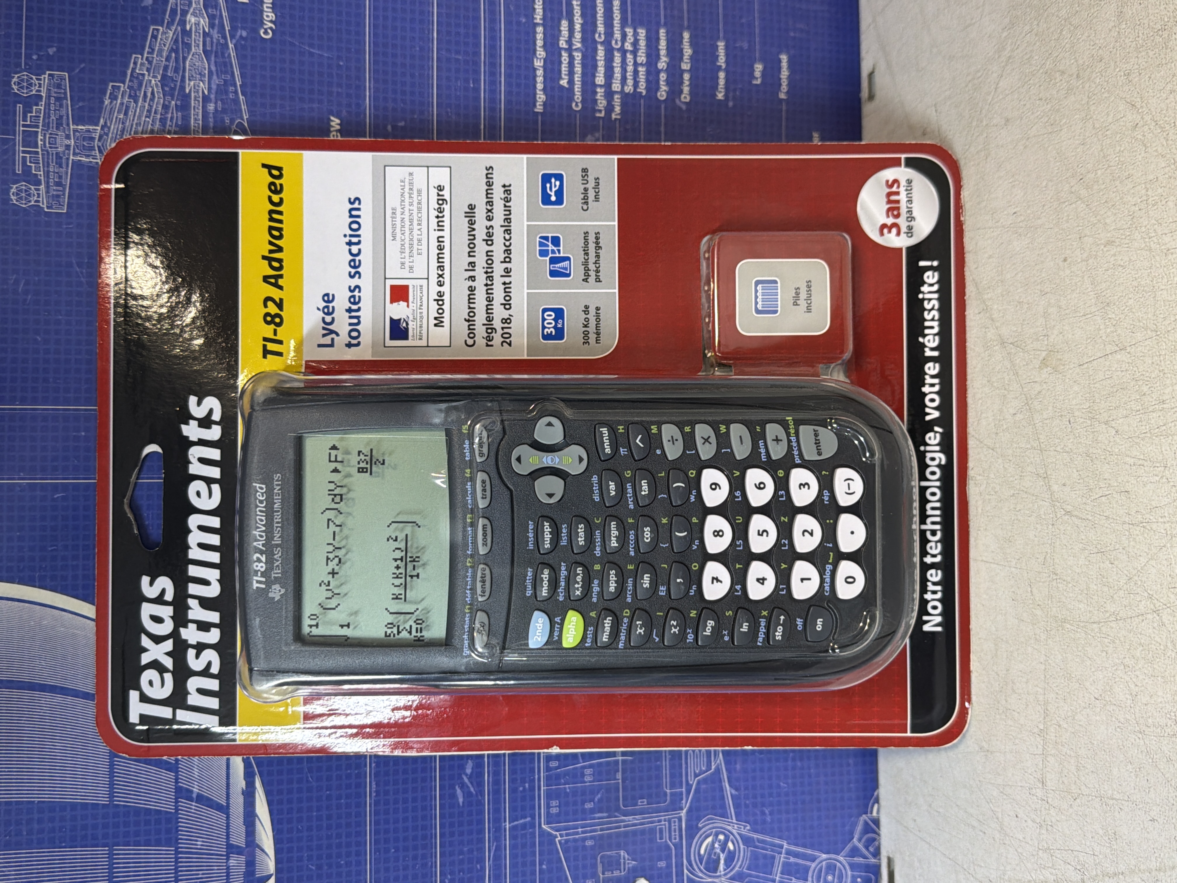 Calculatrice graphique Texas Instruments TI-82 Advanced