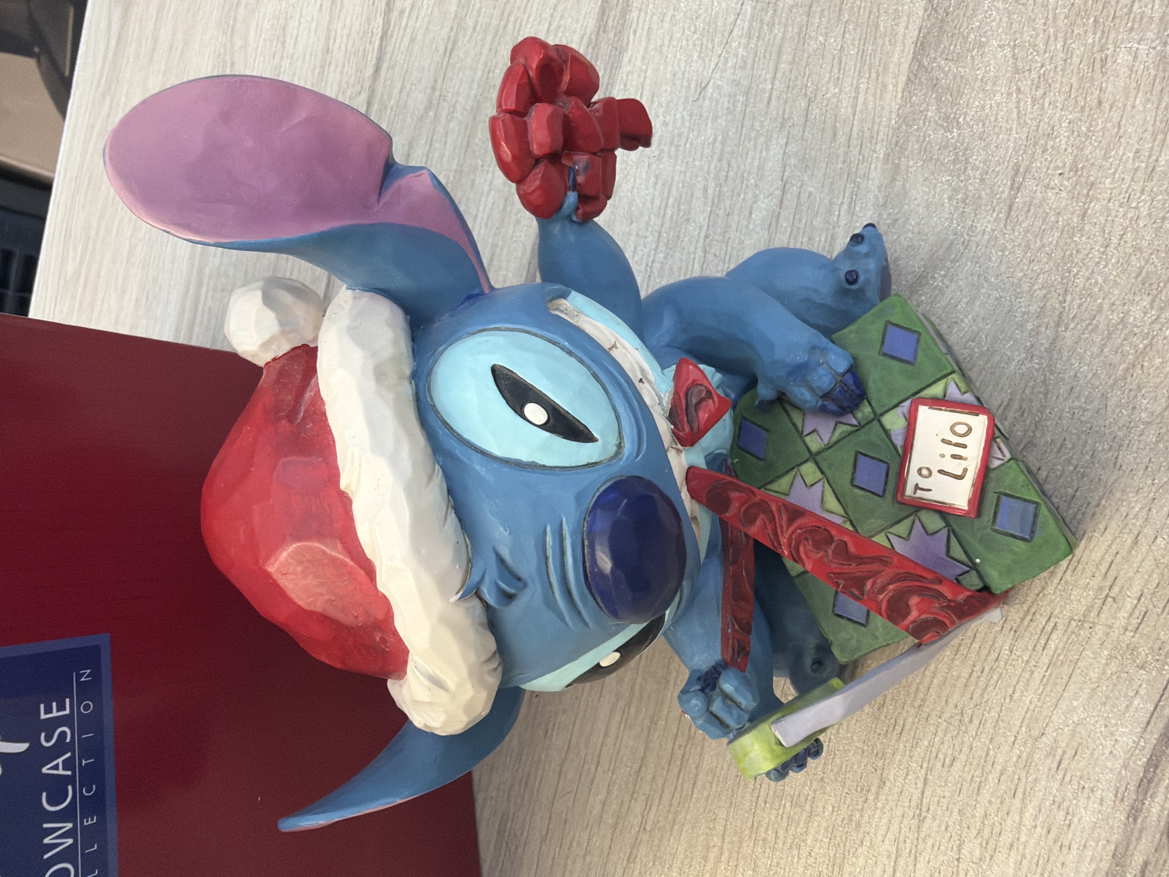 Figurine Enesco Disney Traditions Stitch Bad Wrap Noël — photo 2