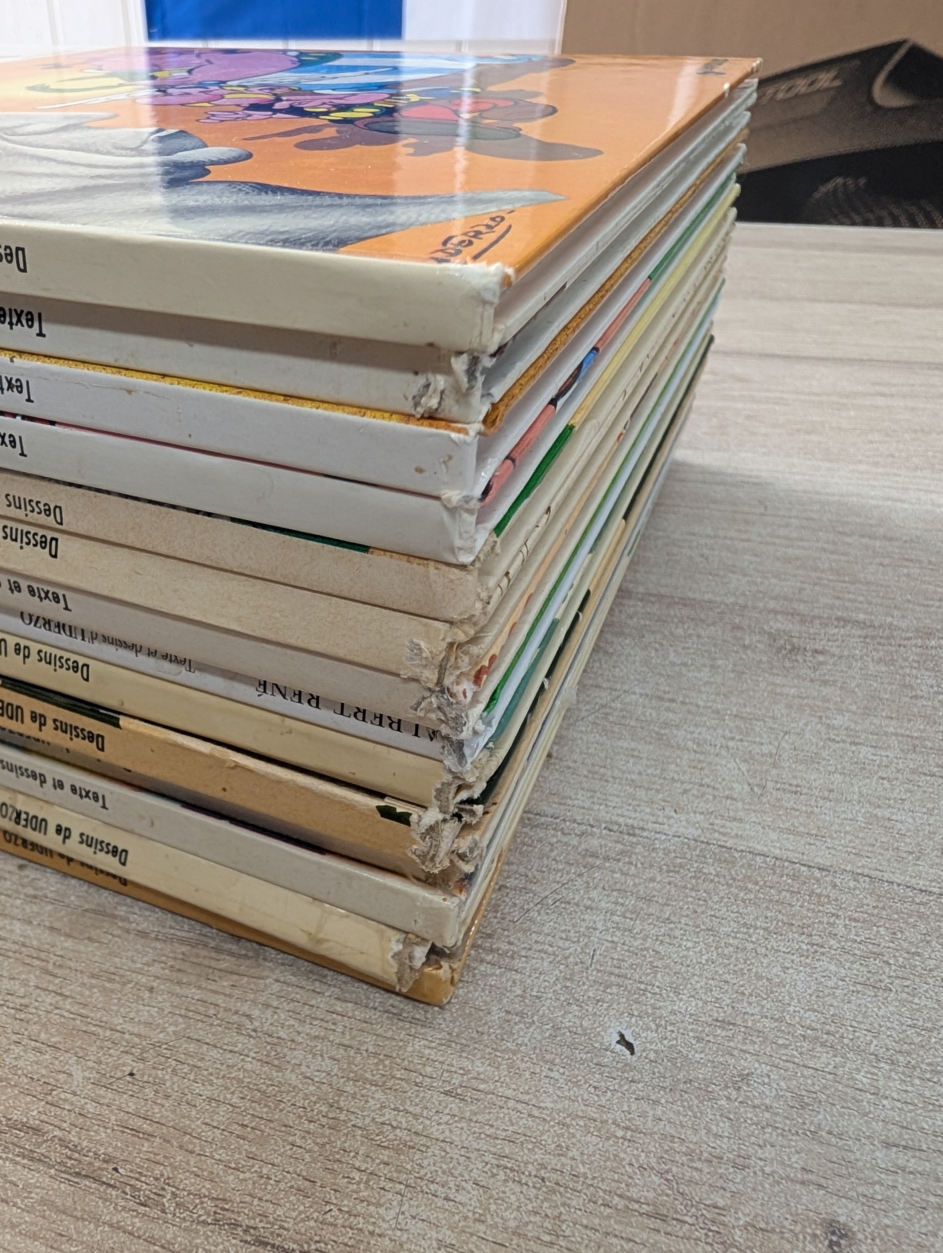 Lot de bandes dessinées Astérix Le Gaulois — photo 2