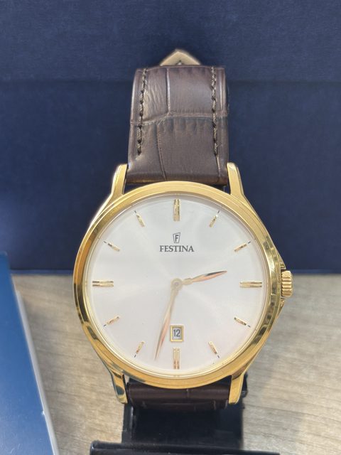 Montre Festina F16747 dorée bracelet cuir marron