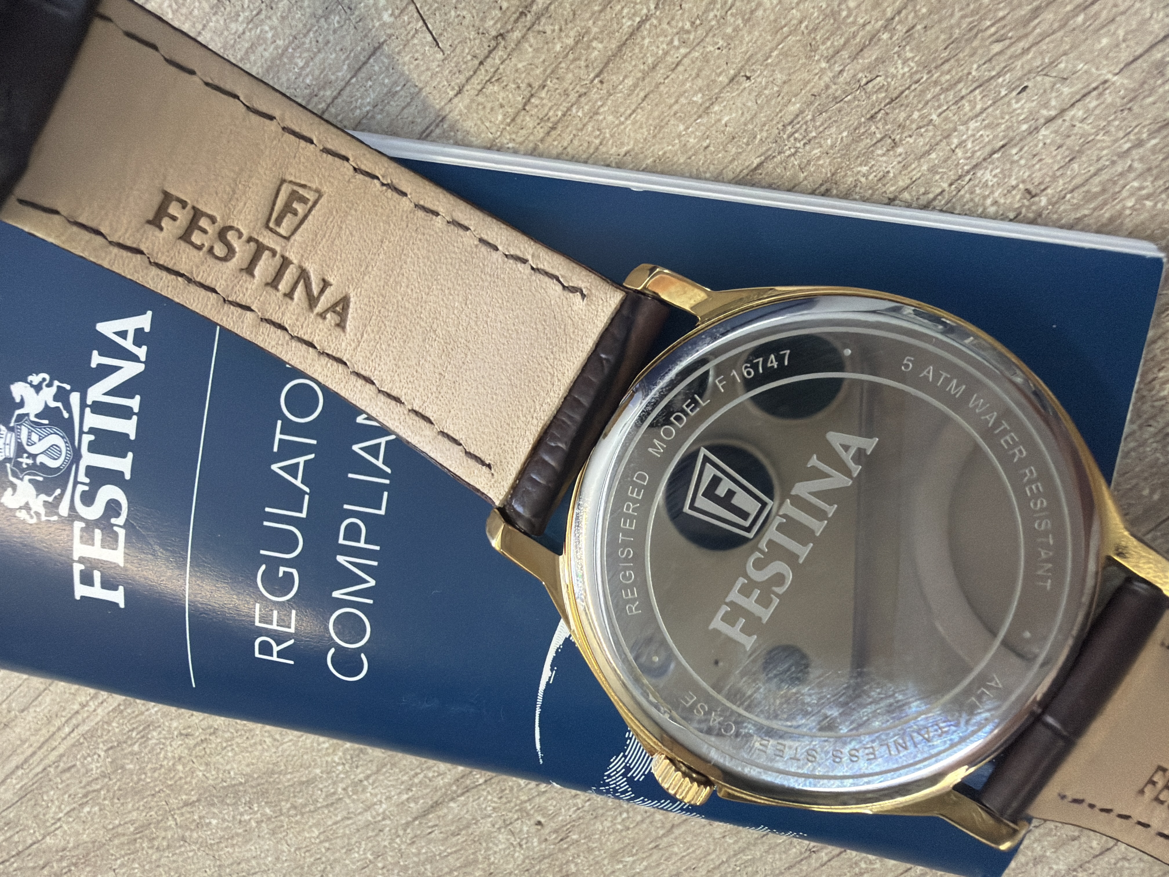 Montre Festina F16747 dorée bracelet cuir marron — photo 3