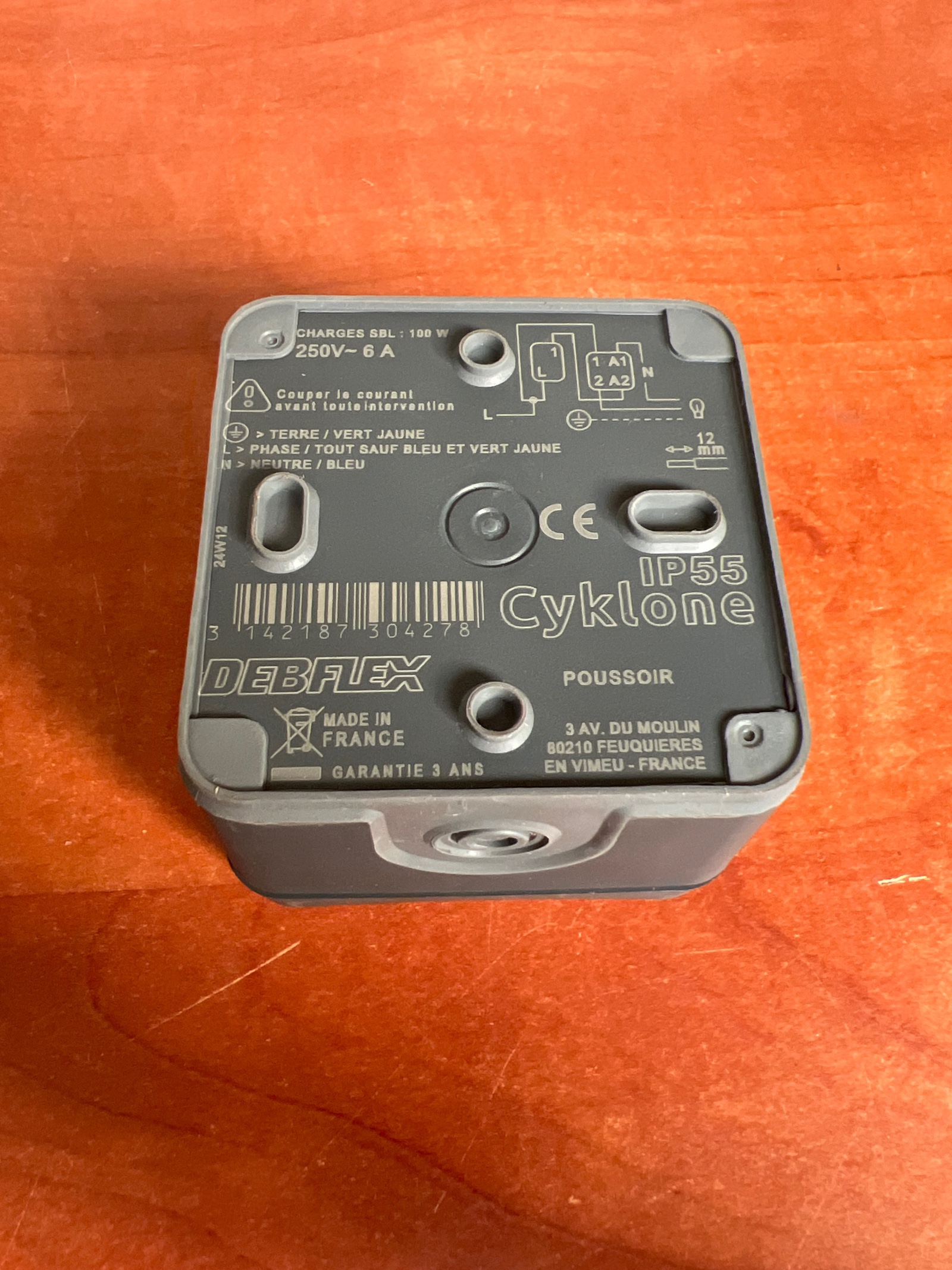 Boîte de dérivation électrique IP55 grise — photo 2