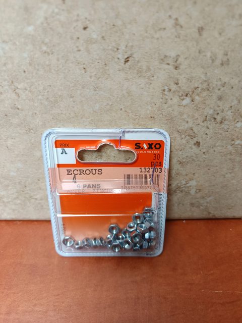 SAXO Écrous 6 pans - 30 pcs