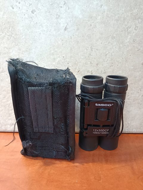 Jumelles Tasco 12x30 DCF